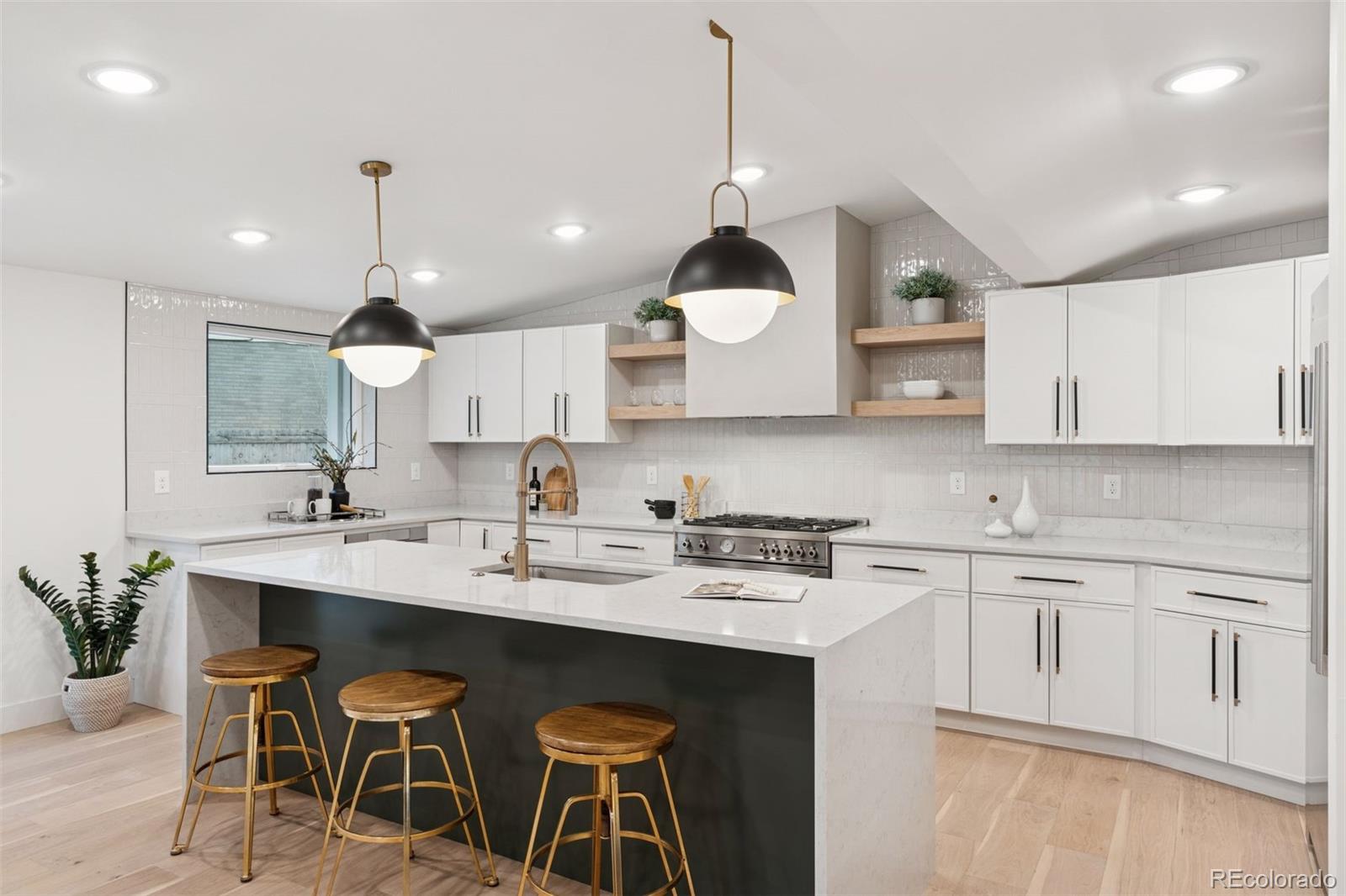 MLS Image #11 for 11880  swadley drive,lakewood, Colorado