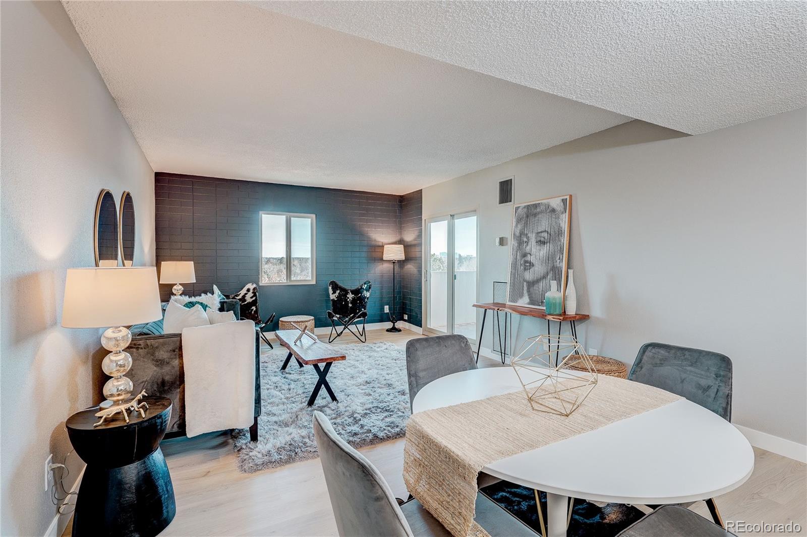 MLS Image #12 for 2880 s locust  709s,denver, Colorado