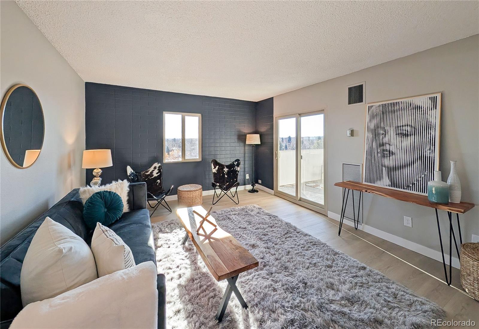 MLS Image #2 for 2880 s locust  709s,denver, Colorado
