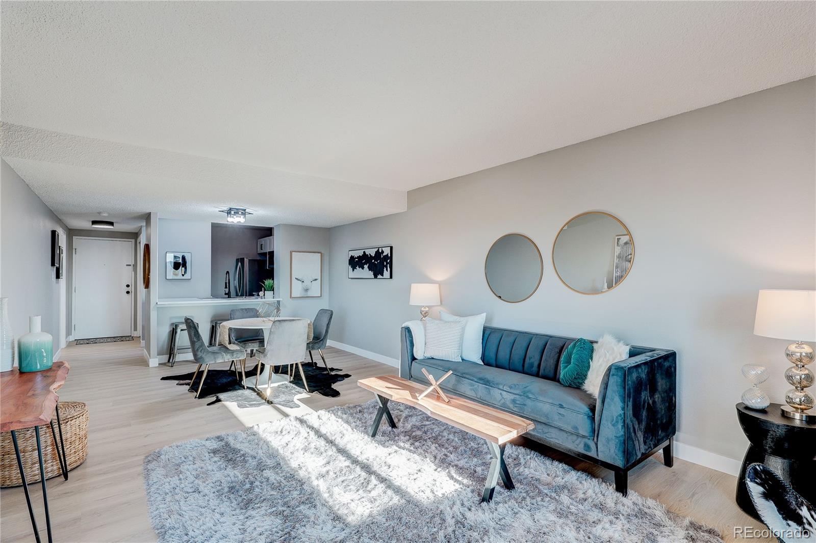 MLS Image #4 for 2880 s locust  709s,denver, Colorado
