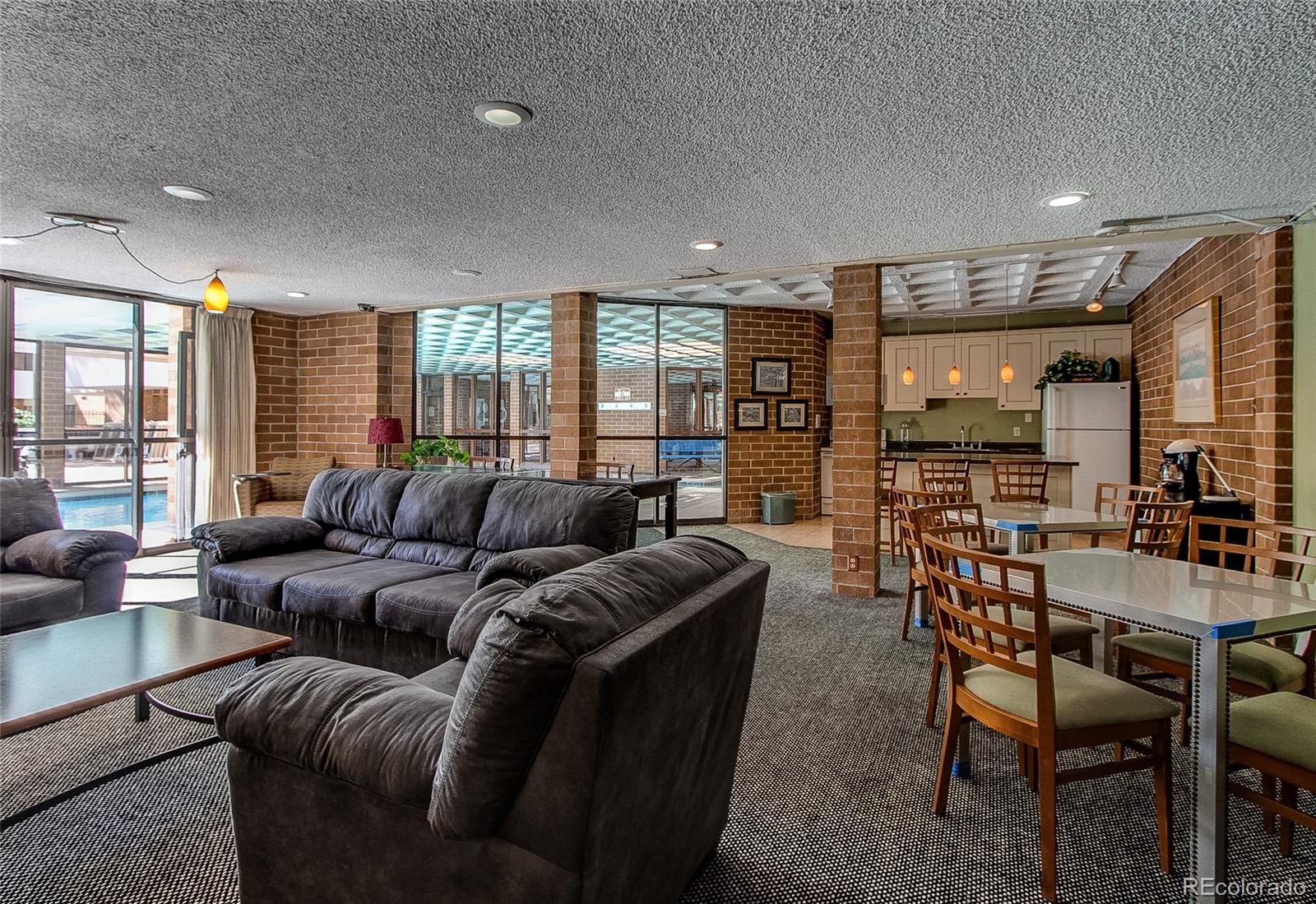 MLS Image #43 for 2880 s locust  709s,denver, Colorado