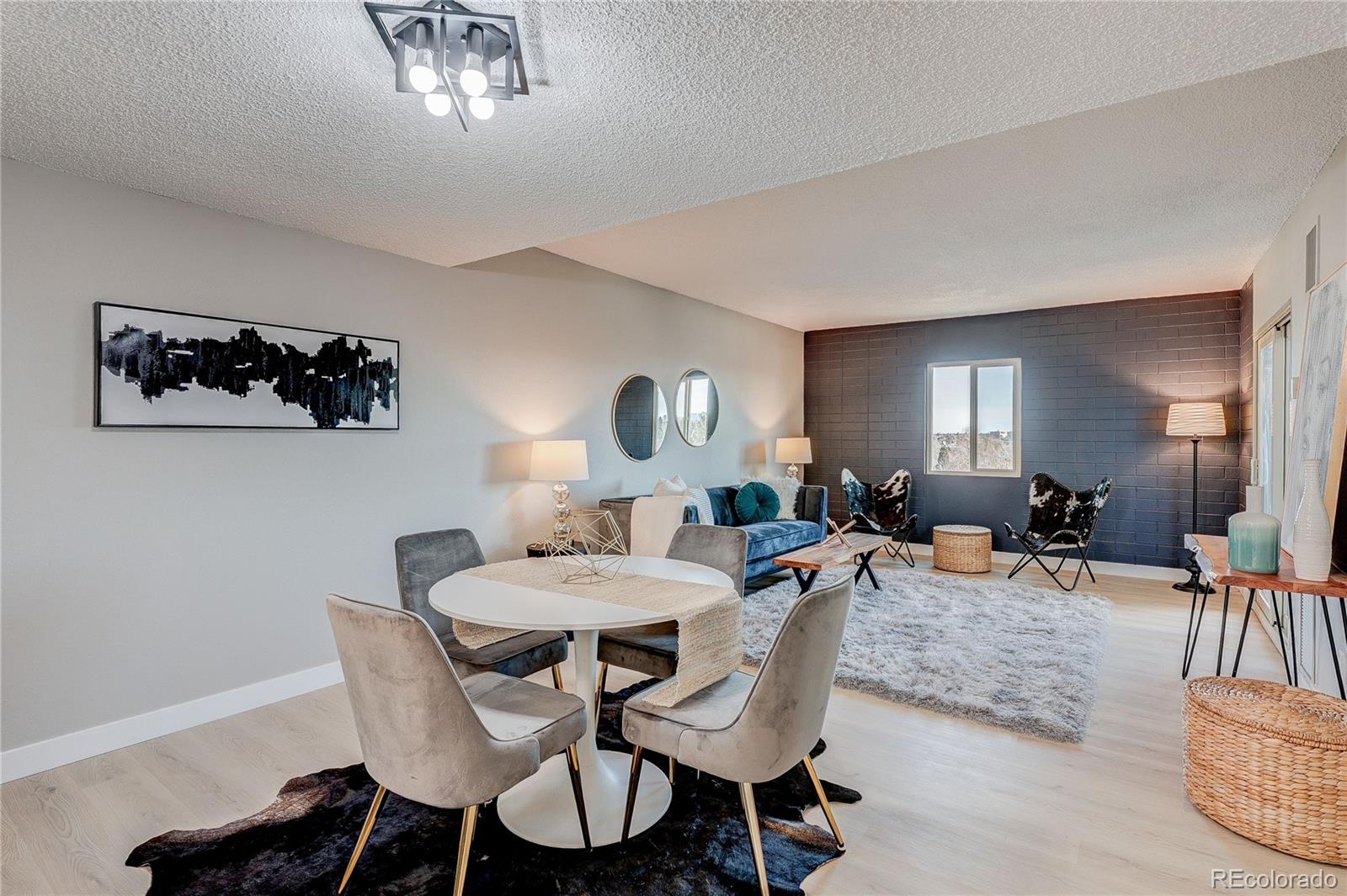 MLS Image #9 for 2880 s locust  709s,denver, Colorado