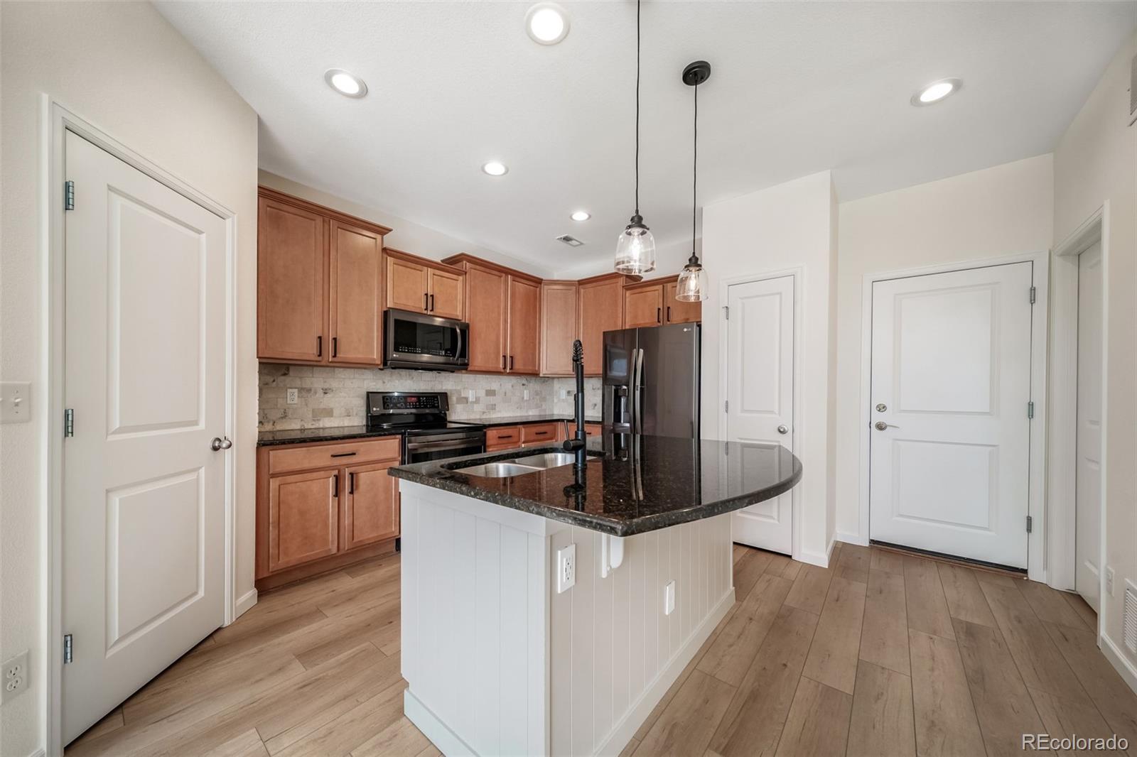 MLS Image #11 for 5549 w 72nd place ,arvada, Colorado