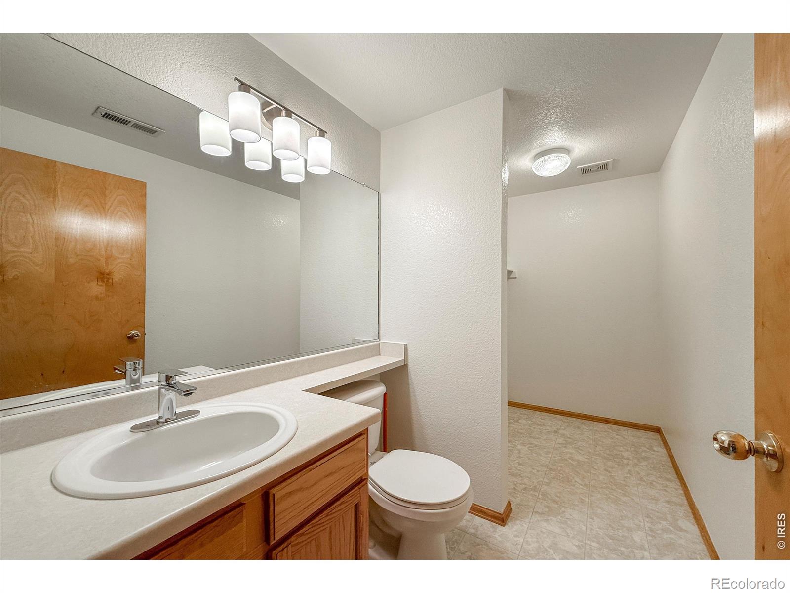 MLS Image #18 for 5442  fox run boulevard,longmont, Colorado