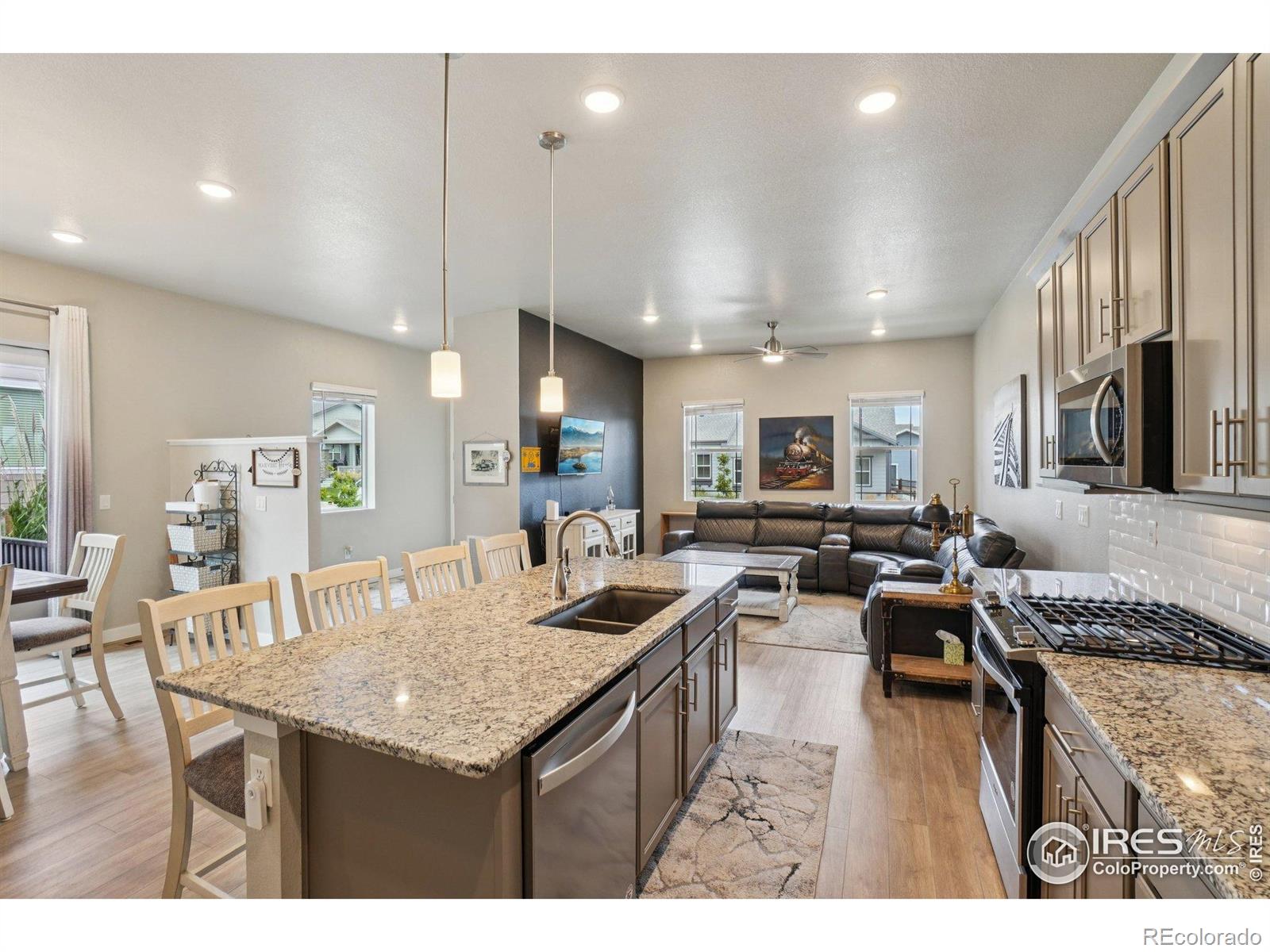 MLS Image #6 for 12541  lake view street,firestone, Colorado