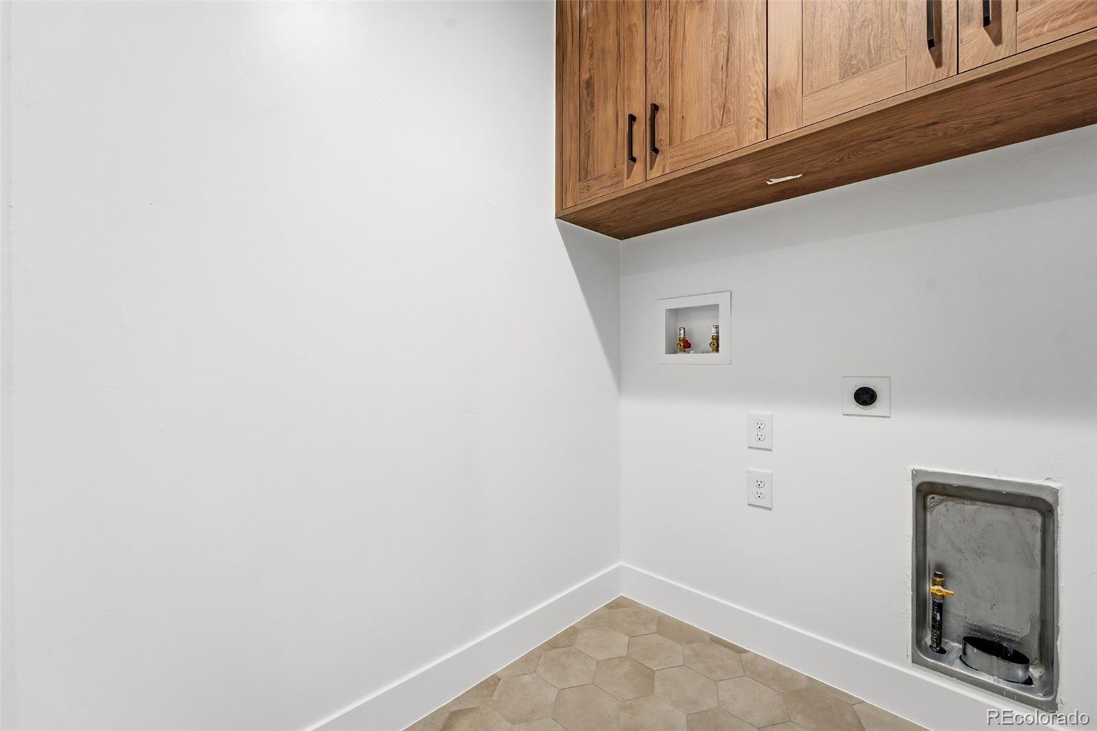 MLS Image #38 for 2184 s sherman street,denver, Colorado
