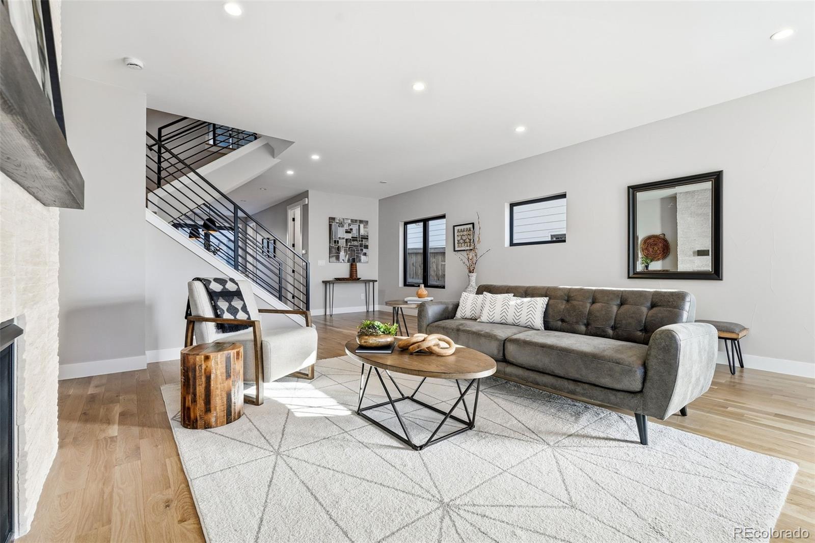 MLS Image #4 for 2184 s sherman street,denver, Colorado