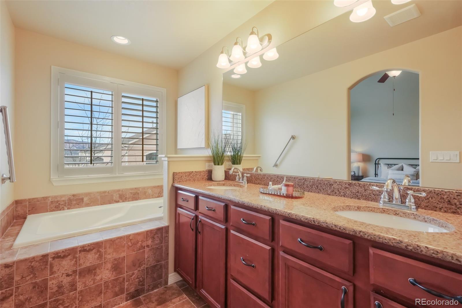 MLS Image #19 for 762  tailings drive,monument, Colorado