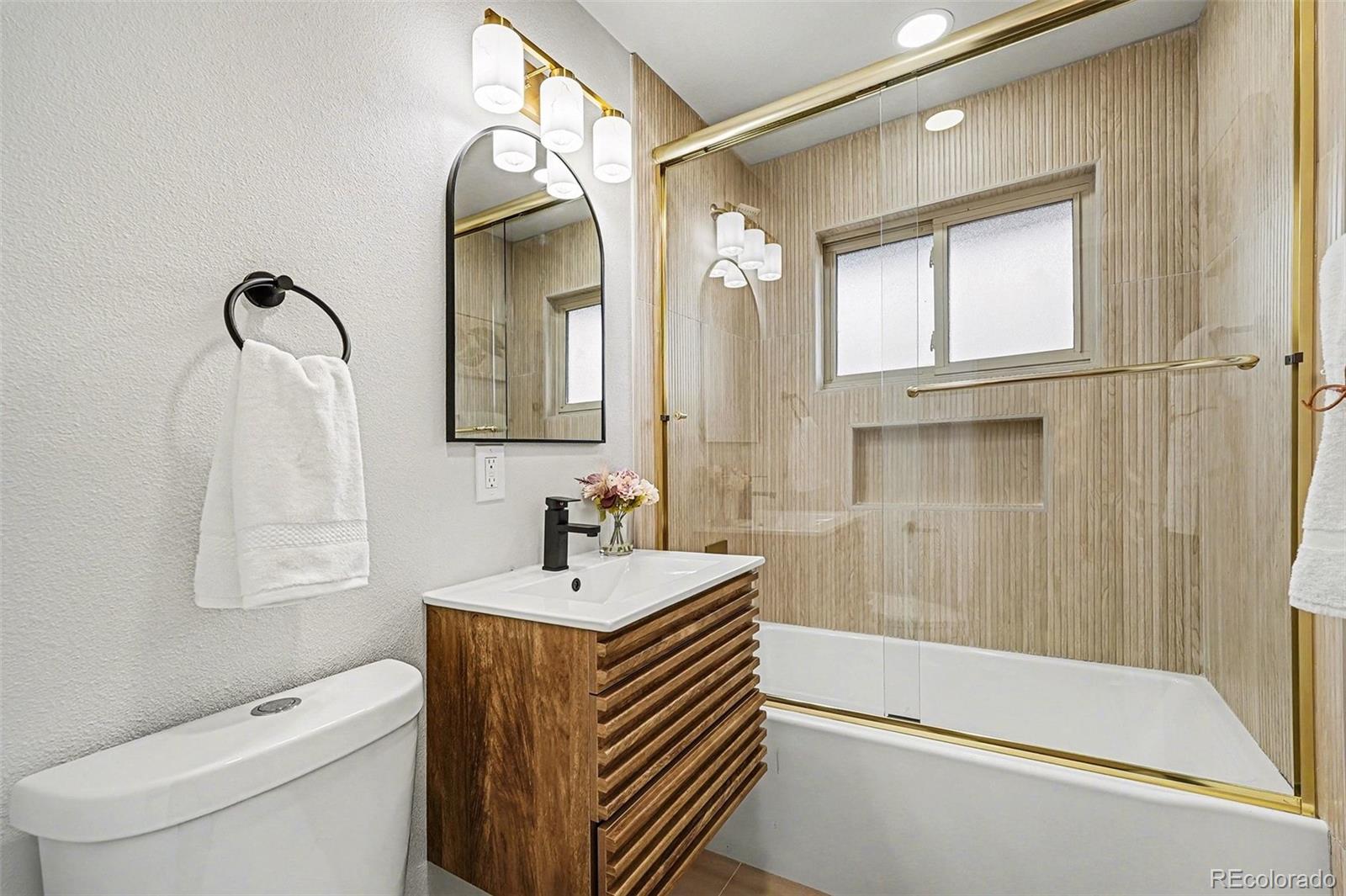 MLS Image #14 for 2069 s raleigh street,denver, Colorado