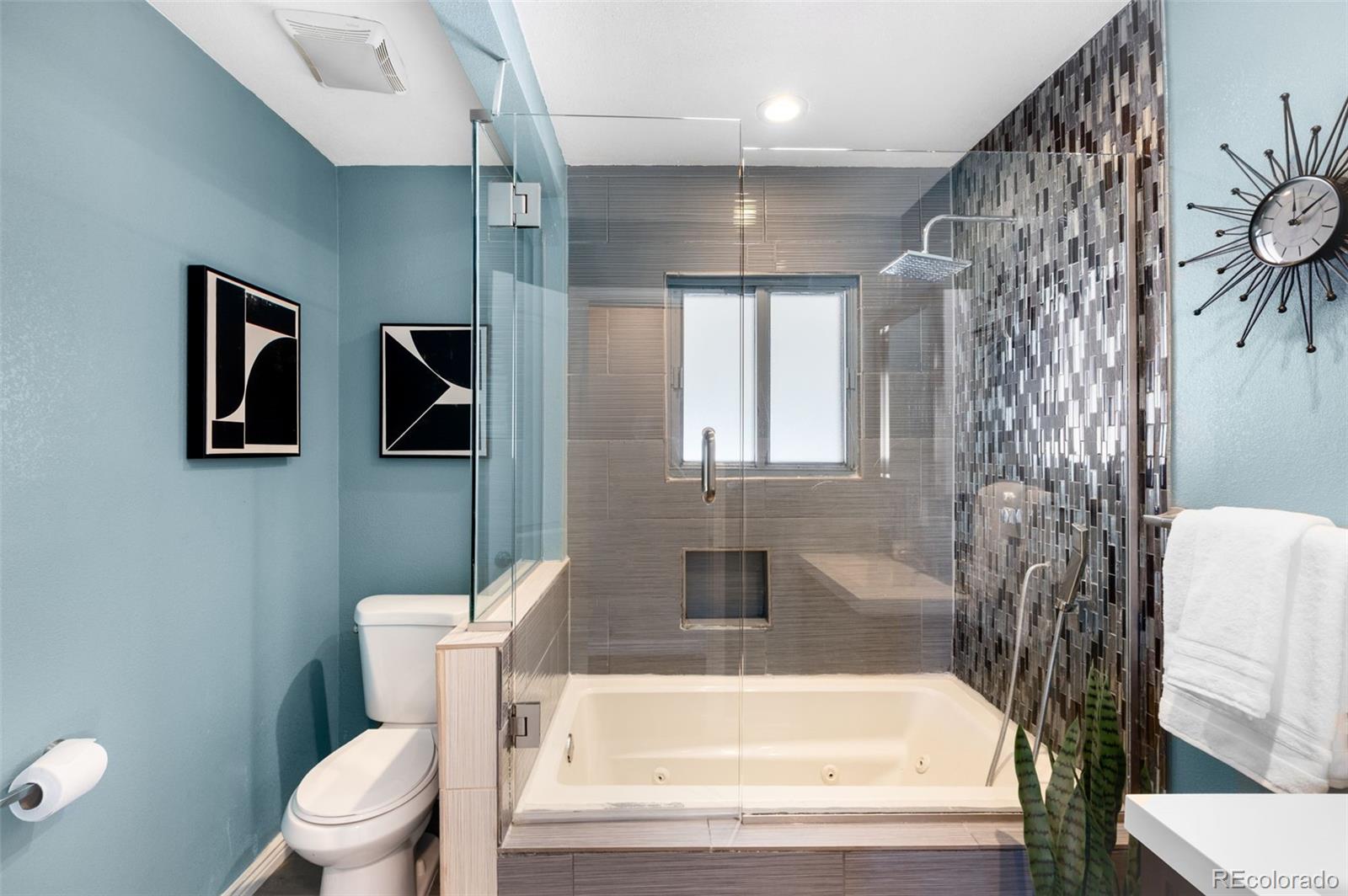 MLS Image #10 for 2300  ironton street,aurora, Colorado