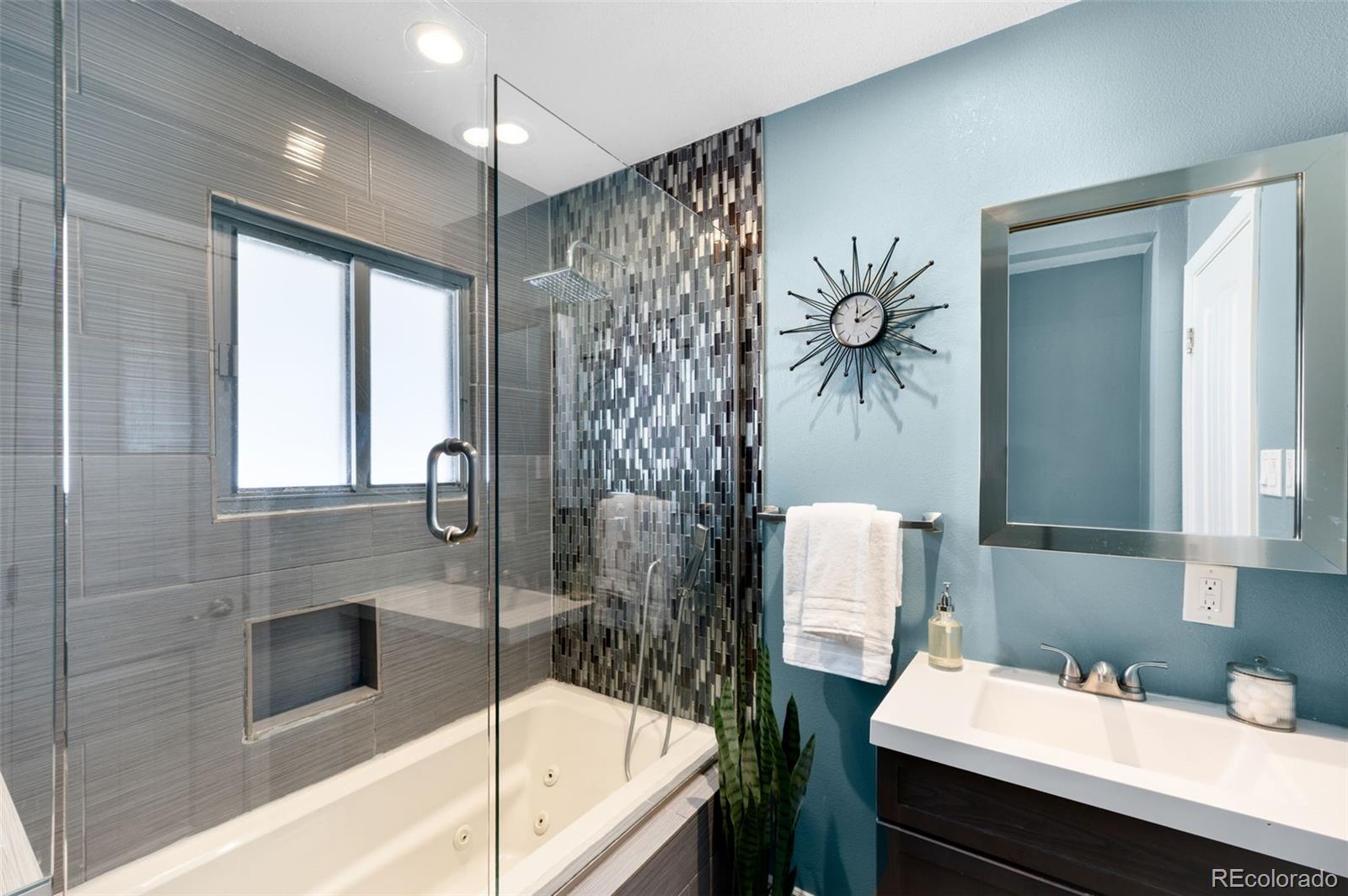 MLS Image #9 for 2300  ironton street,aurora, Colorado