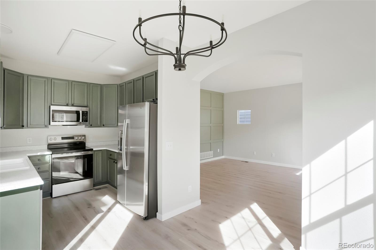 MLS Image #11 for 17111 e louisiana drive,aurora, Colorado