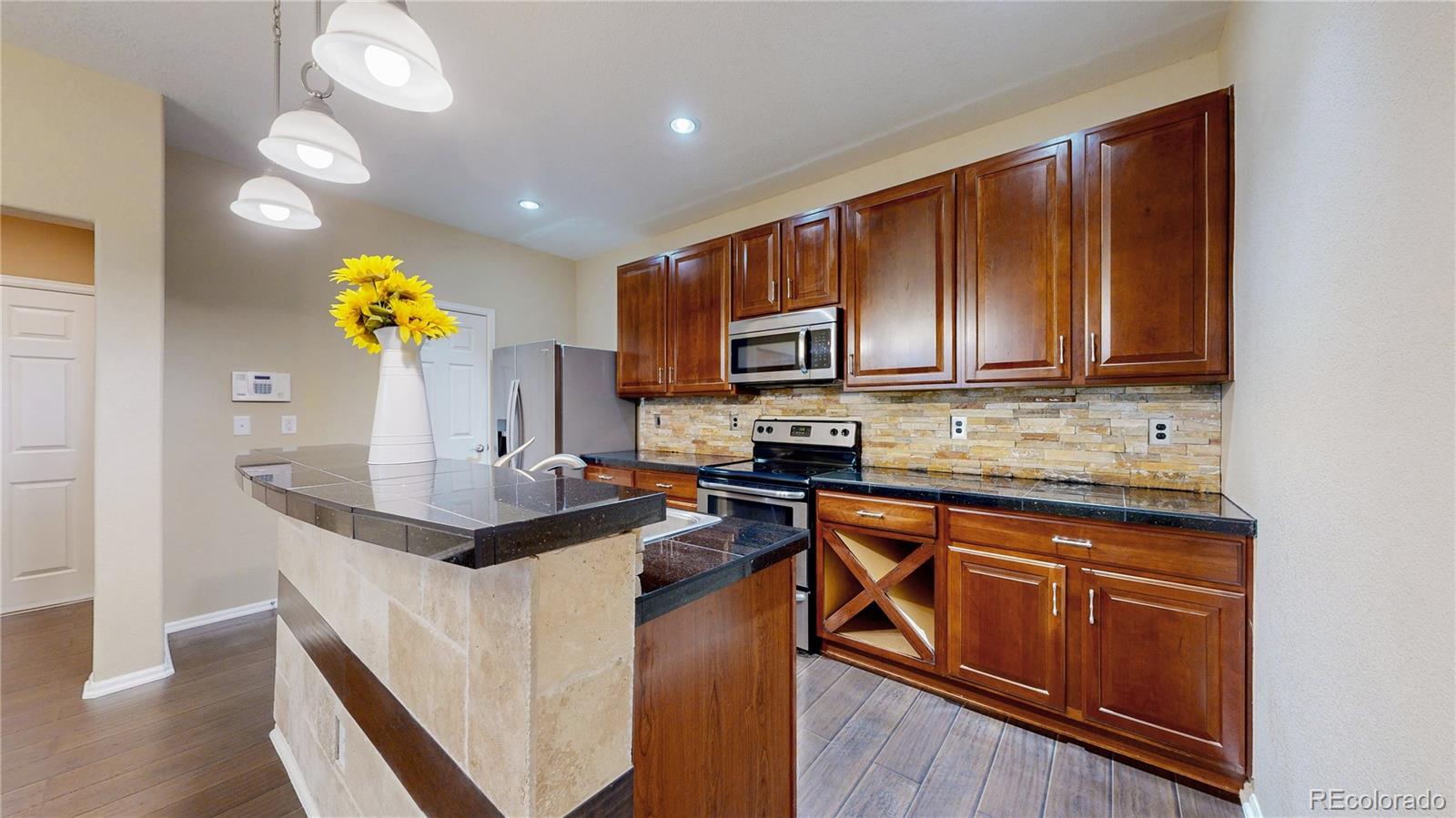 MLS Image #5 for 9039  apache plume drive c,parker, Colorado