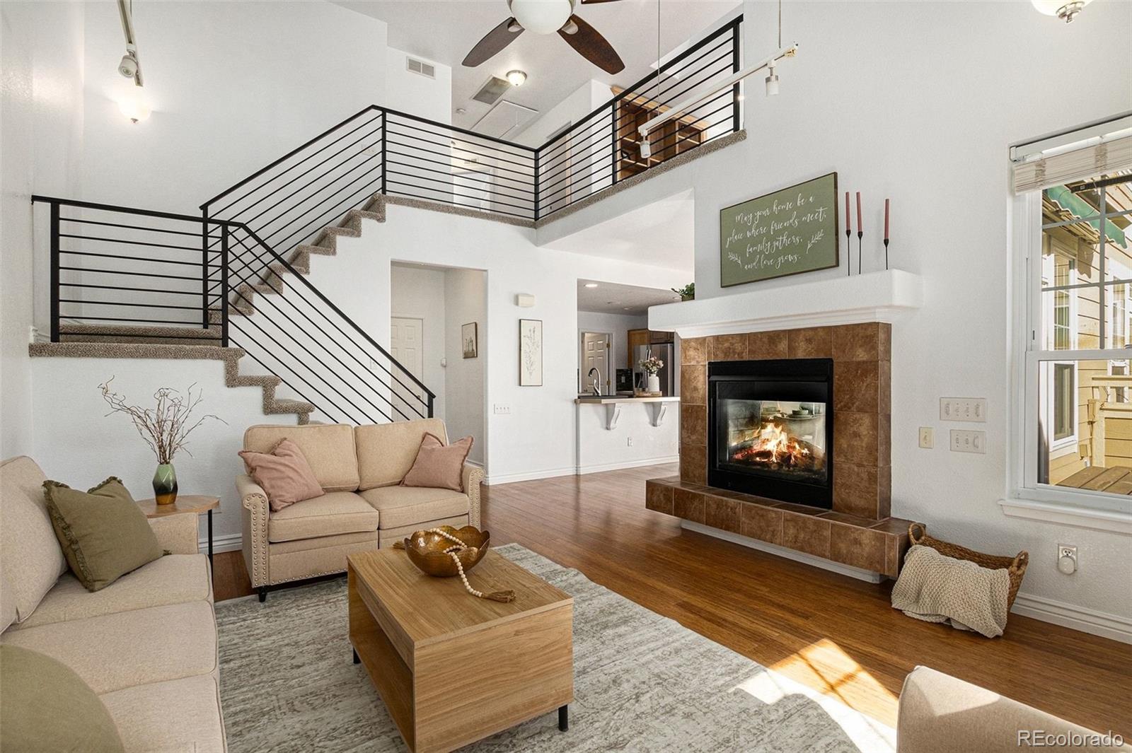 MLS Image #4 for 10111  grove loop c,westminster, Colorado