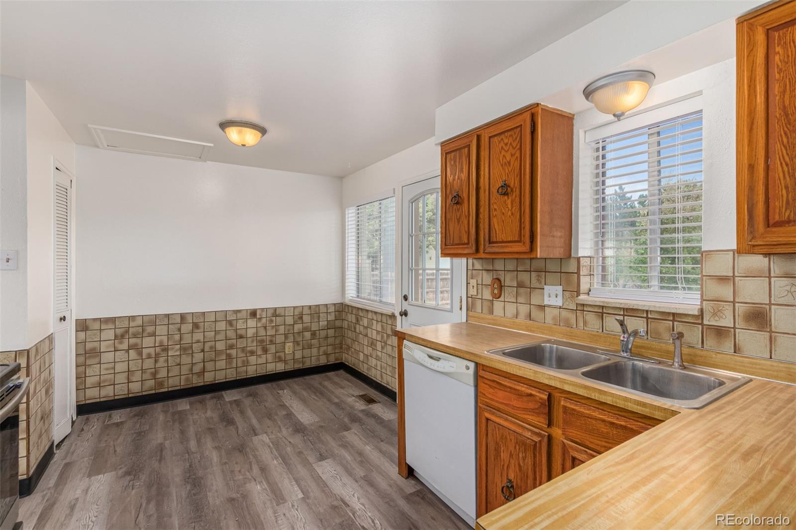 MLS Image #11 for 5831 w 111th place,westminster, Colorado