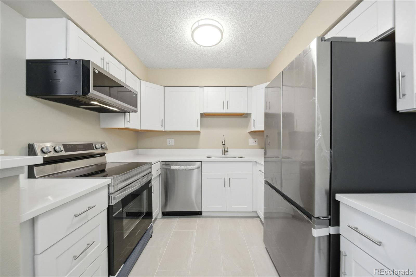 MLS Image #10 for 12083 e harvard avenue 204,aurora, Colorado