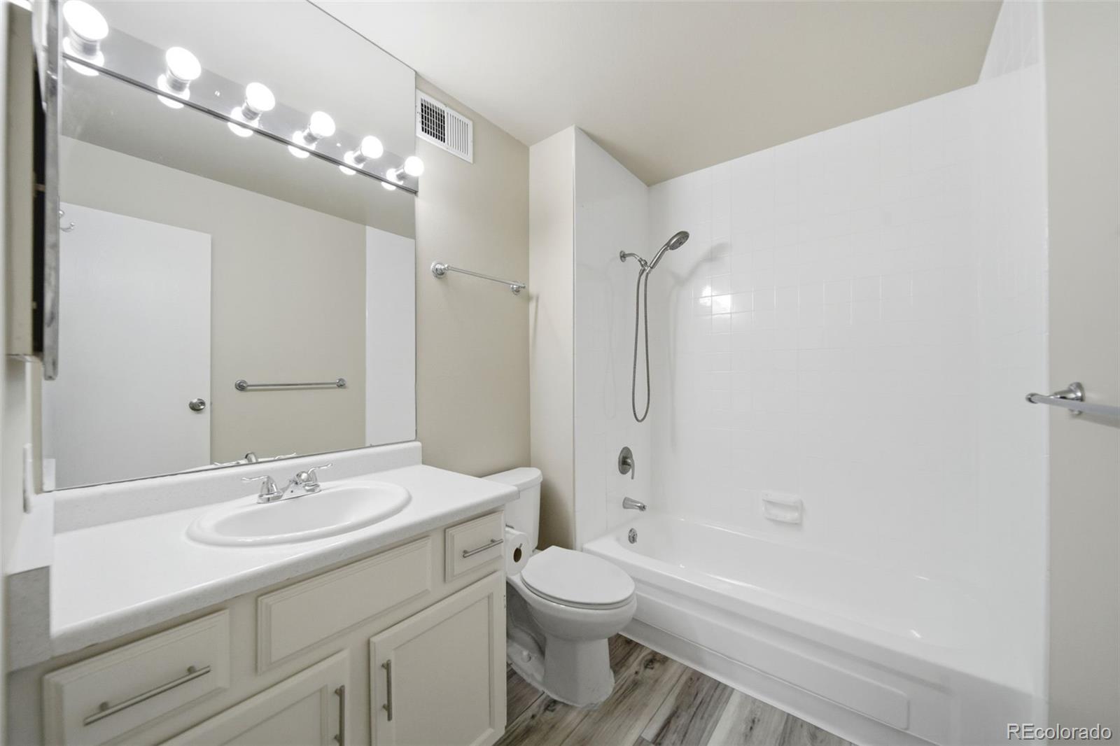 MLS Image #23 for 12083 e harvard avenue 204,aurora, Colorado