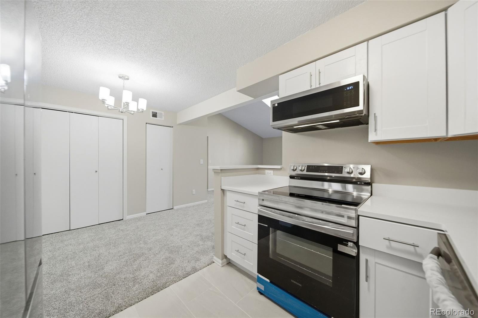 MLS Image #7 for 12083 e harvard avenue 204,aurora, Colorado