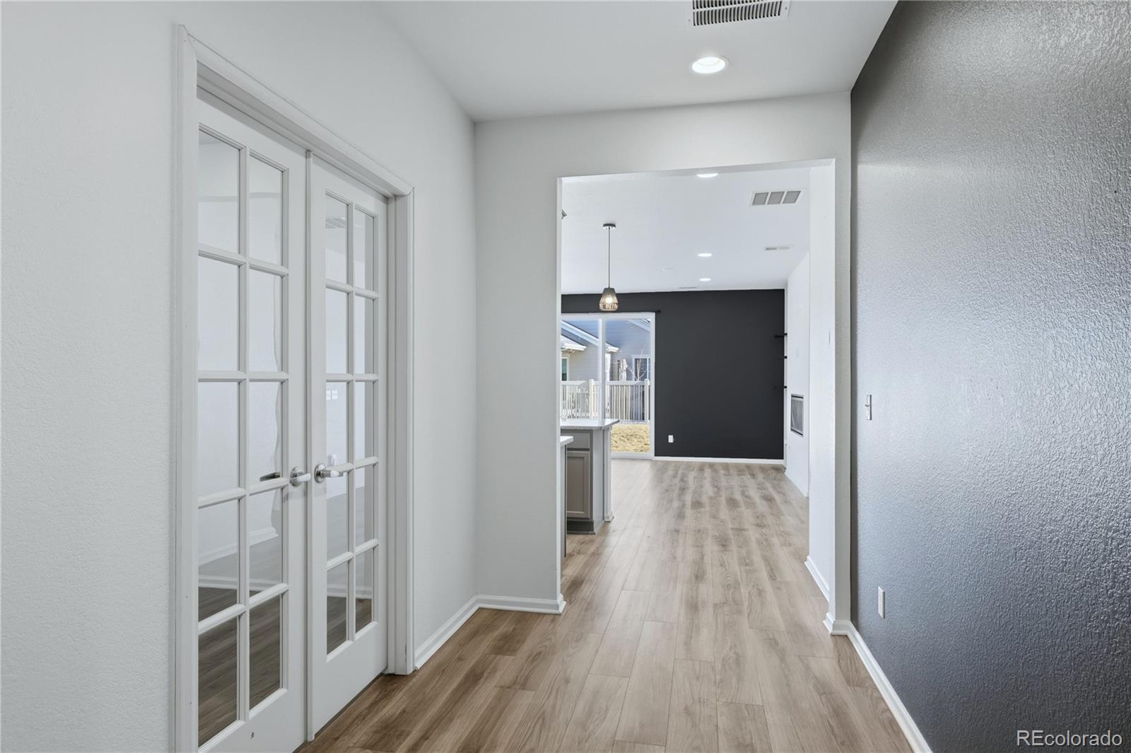 MLS Image #3 for 10562  yosemite street,commerce city, Colorado