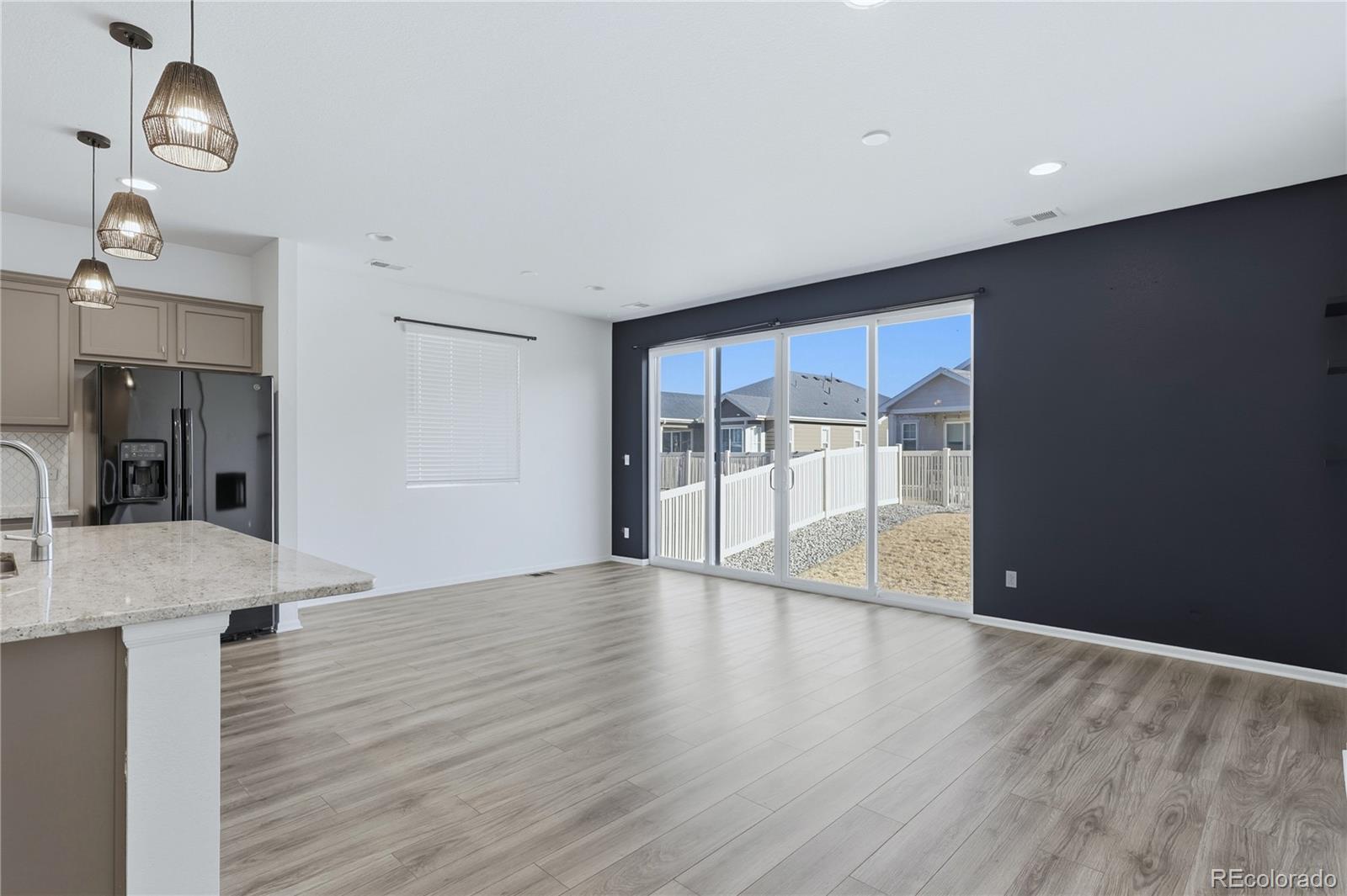 MLS Image #5 for 10562  yosemite street,commerce city, Colorado