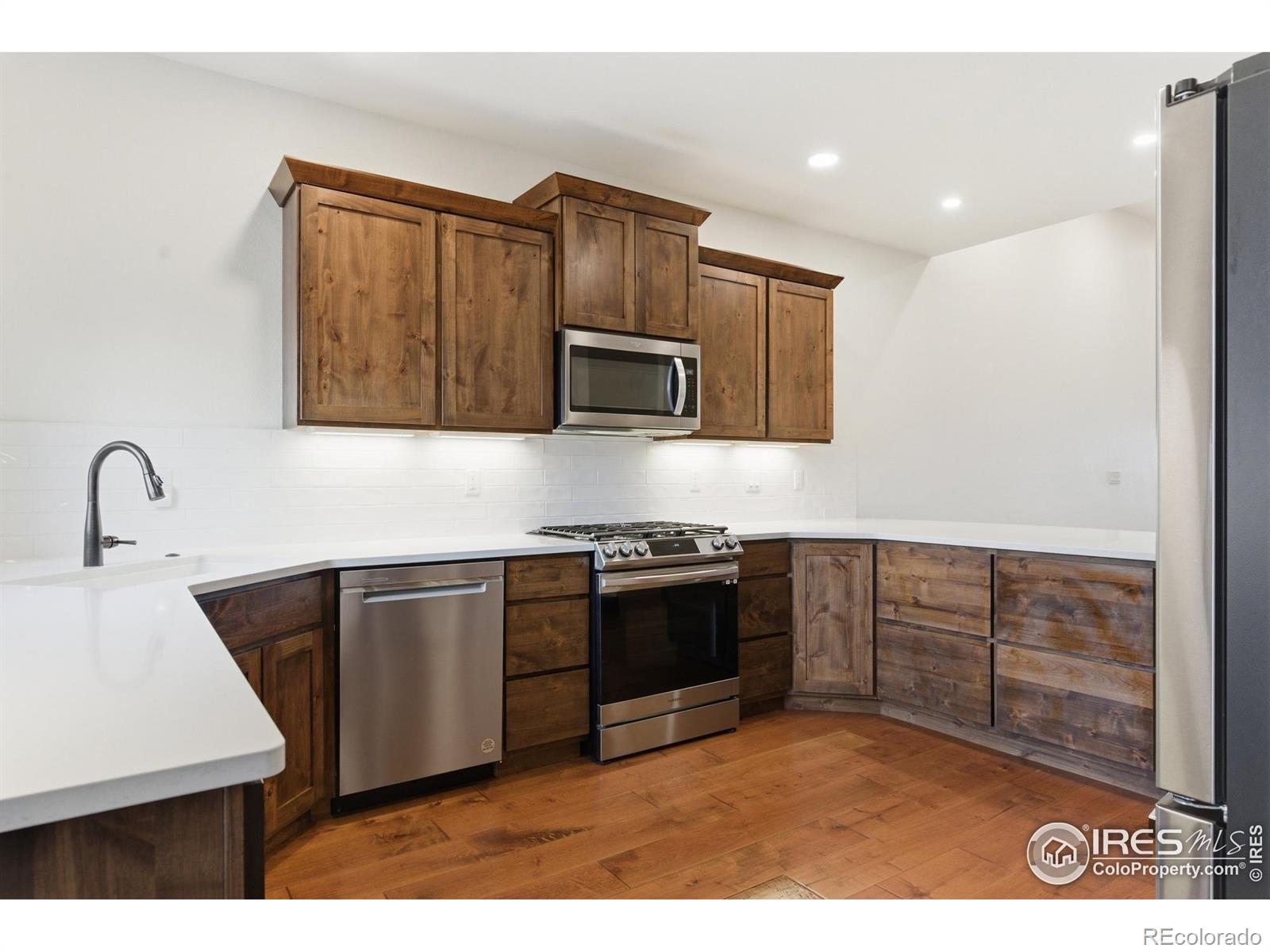 MLS Image #3 for 1908  sunshine peak drive,loveland, Colorado