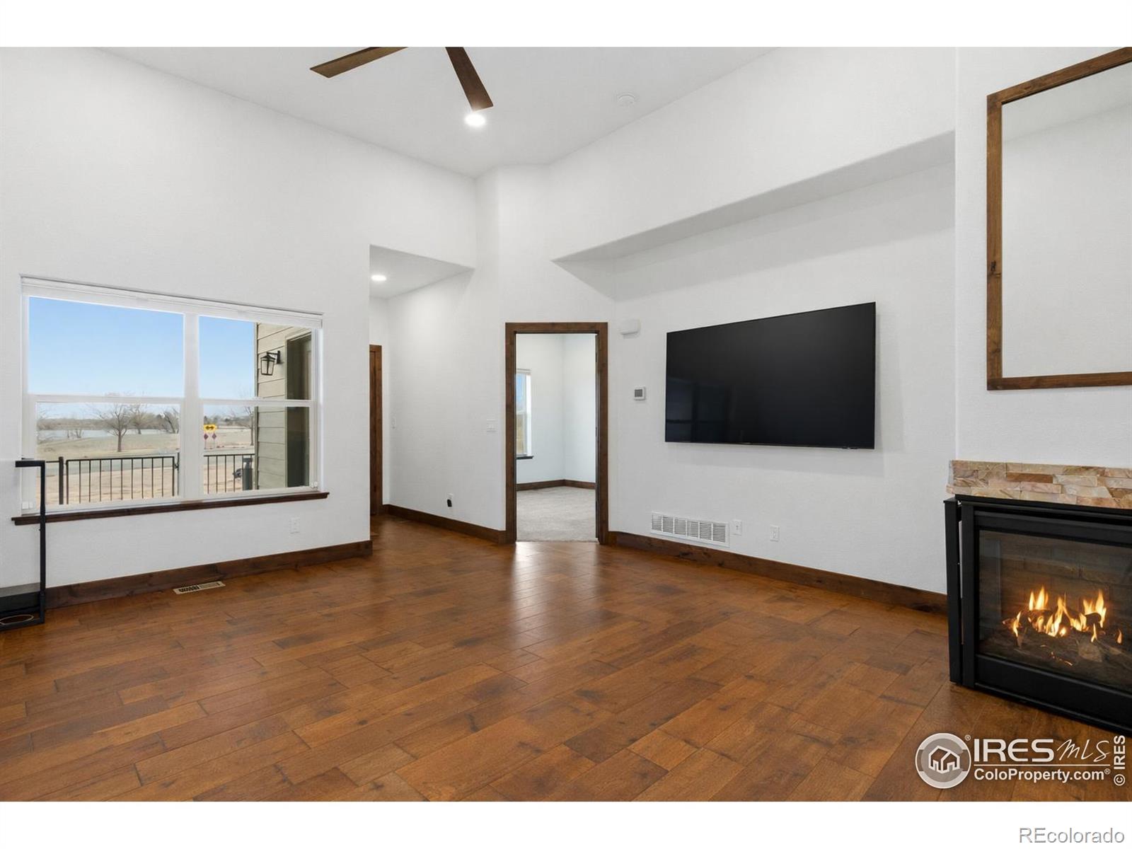 MLS Image #5 for 1908  sunshine peak drive,loveland, Colorado
