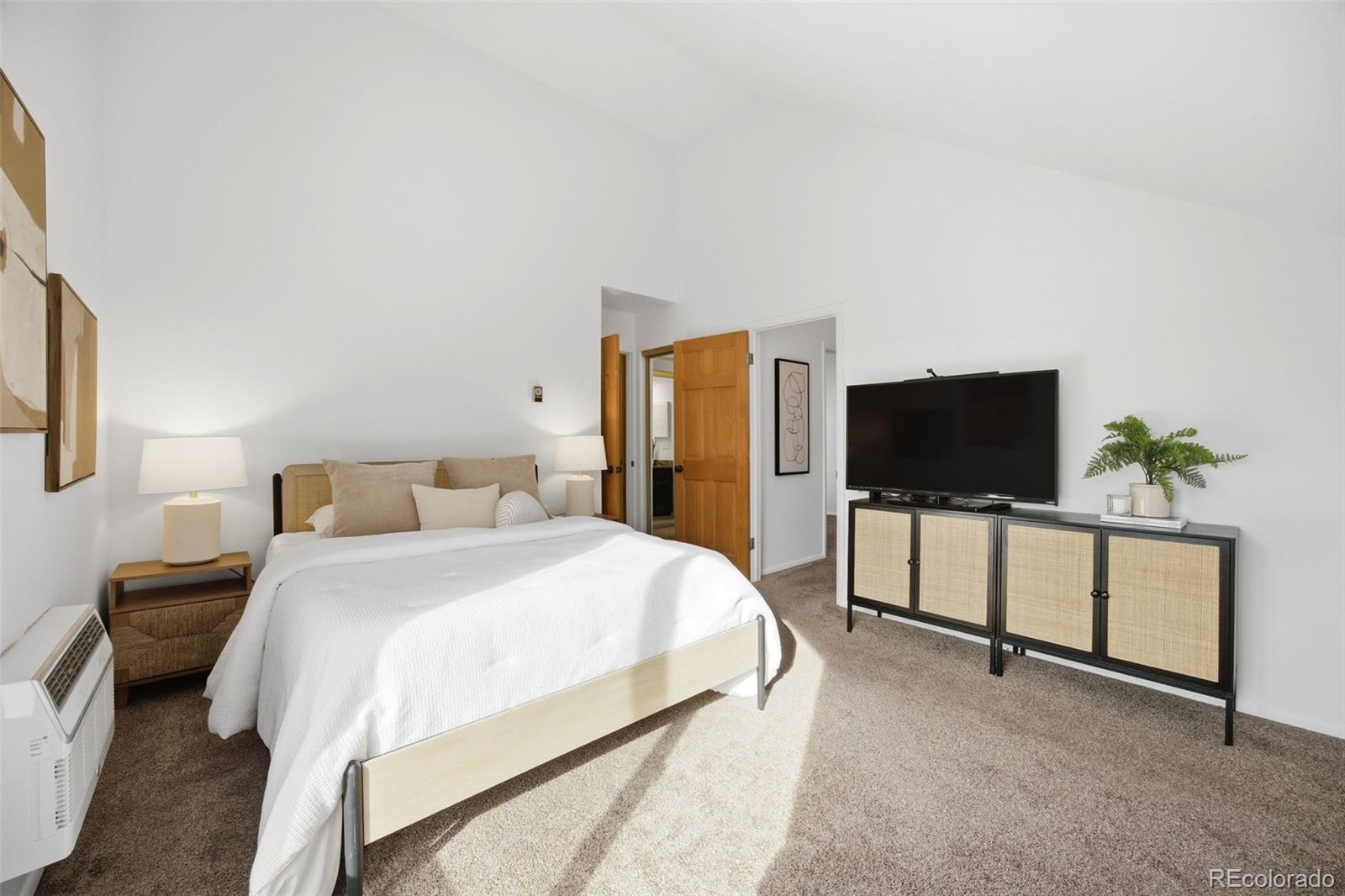 MLS Image #17 for 2418 s victor street a,aurora, Colorado
