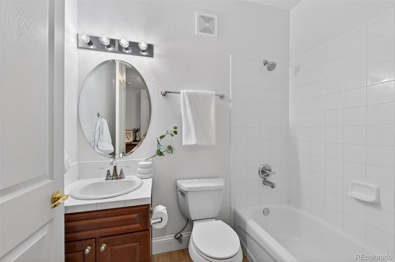 MLS Image #24 for 1735 n ogden street 203,denver, Colorado