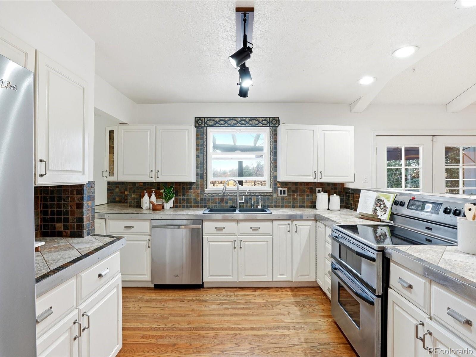 MLS Image #9 for 6886 s pitkin street,foxfield, Colorado