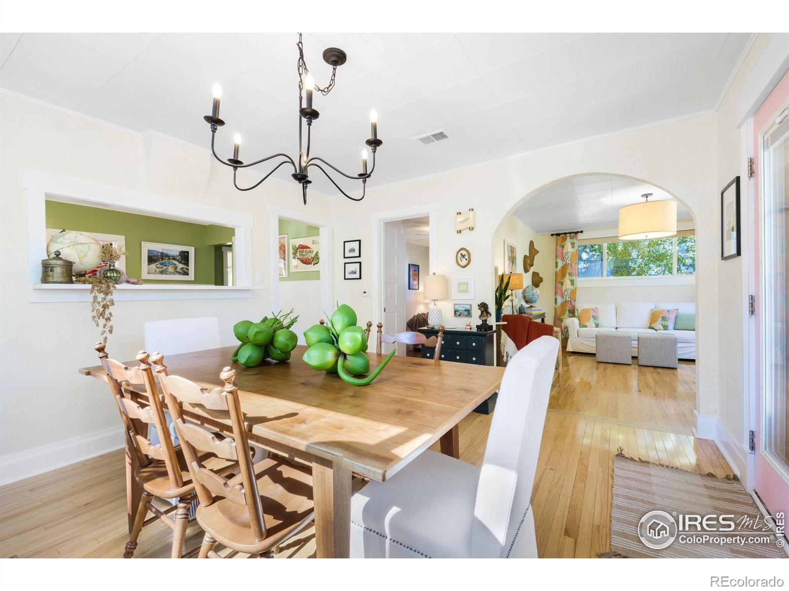 MLS Image #10 for 927  5th street,berthoud, Colorado