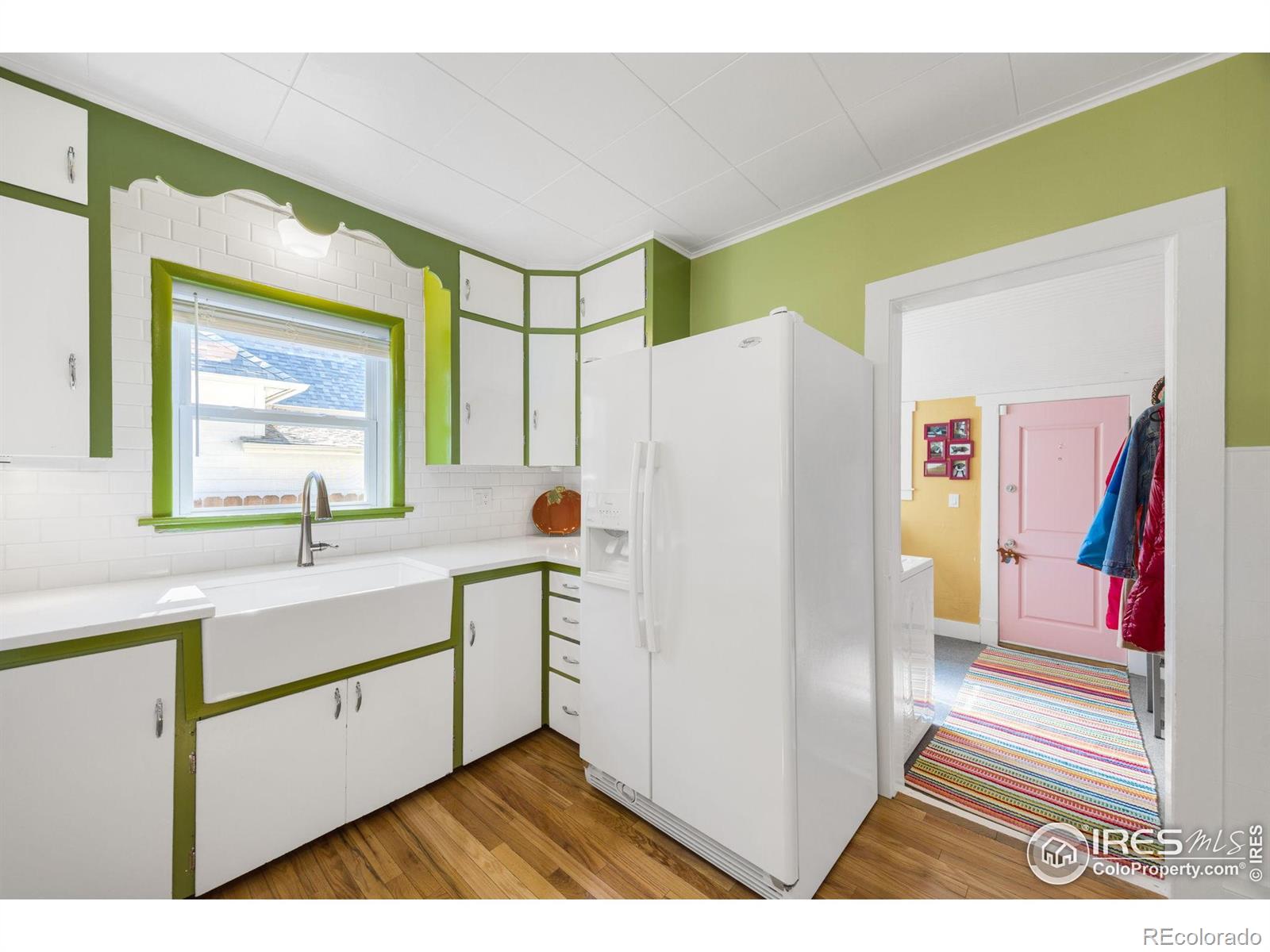 MLS Image #15 for 927  5th street,berthoud, Colorado