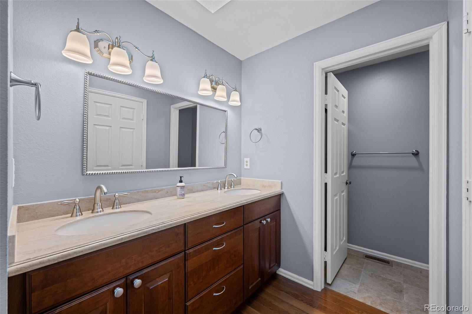 MLS Image #20 for 24  abernathy court,highlands ranch, Colorado