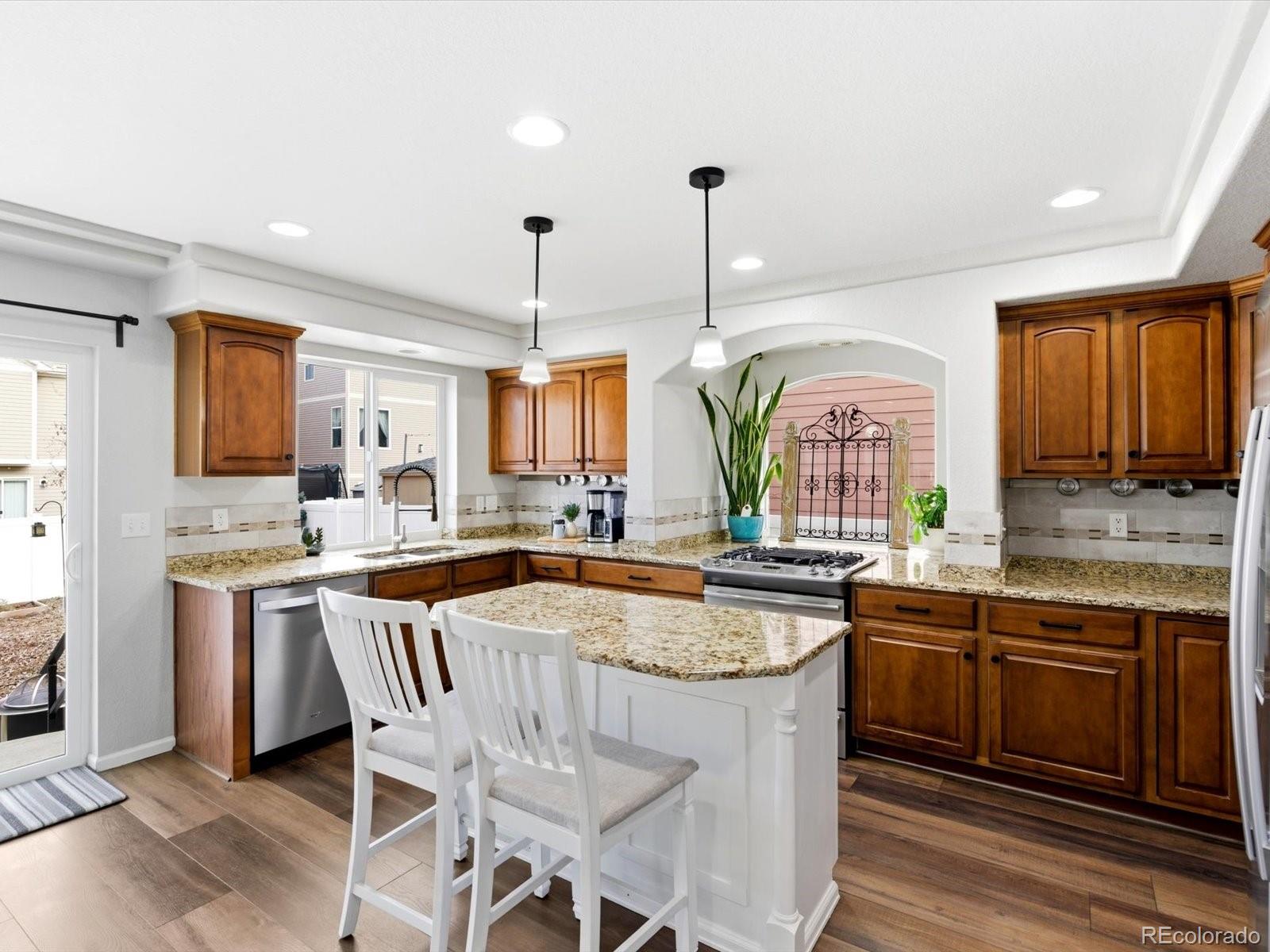 MLS Image #6 for 5072  cathay street,denver, Colorado