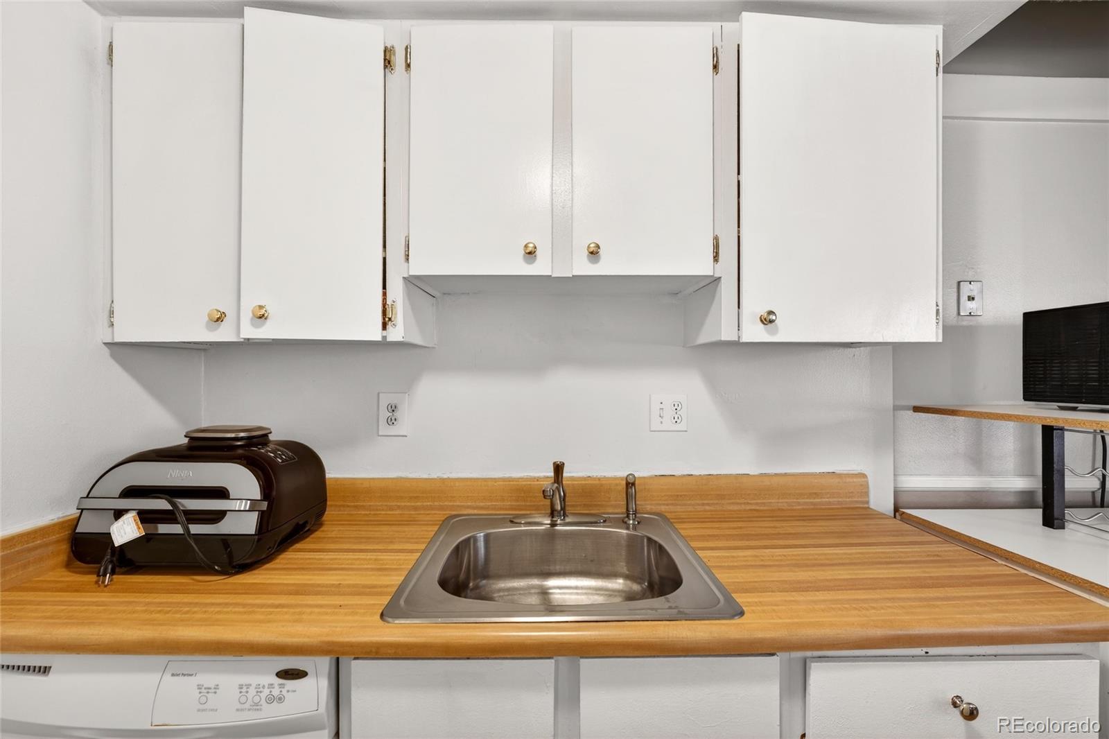 MLS Image #7 for 800 w belleview avenue 411,englewood, Colorado