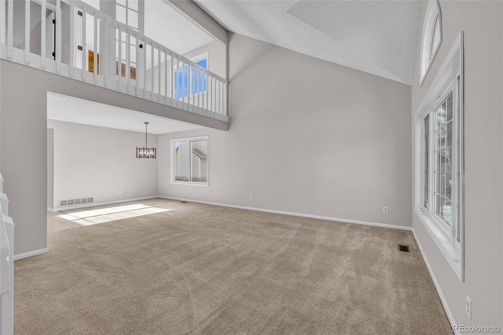 MLS Image #11 for 9390  yale lane,highlands ranch, Colorado