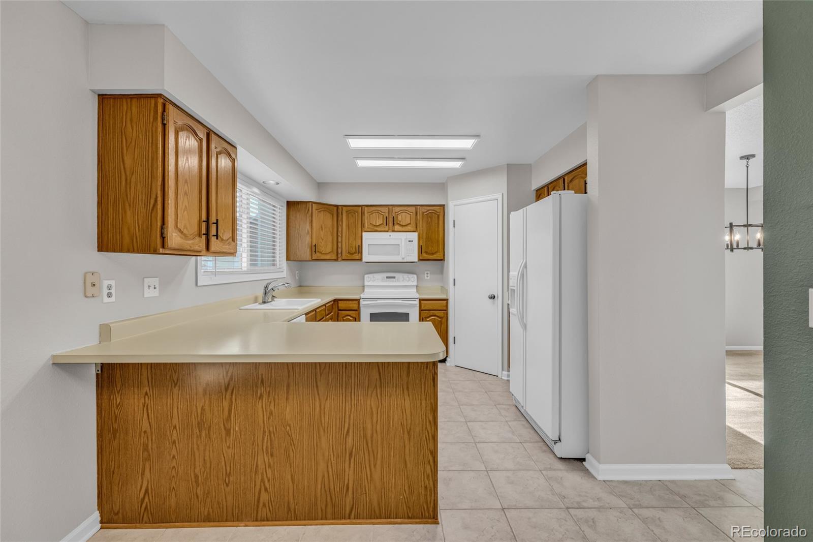 MLS Image #18 for 9390  yale lane,highlands ranch, Colorado