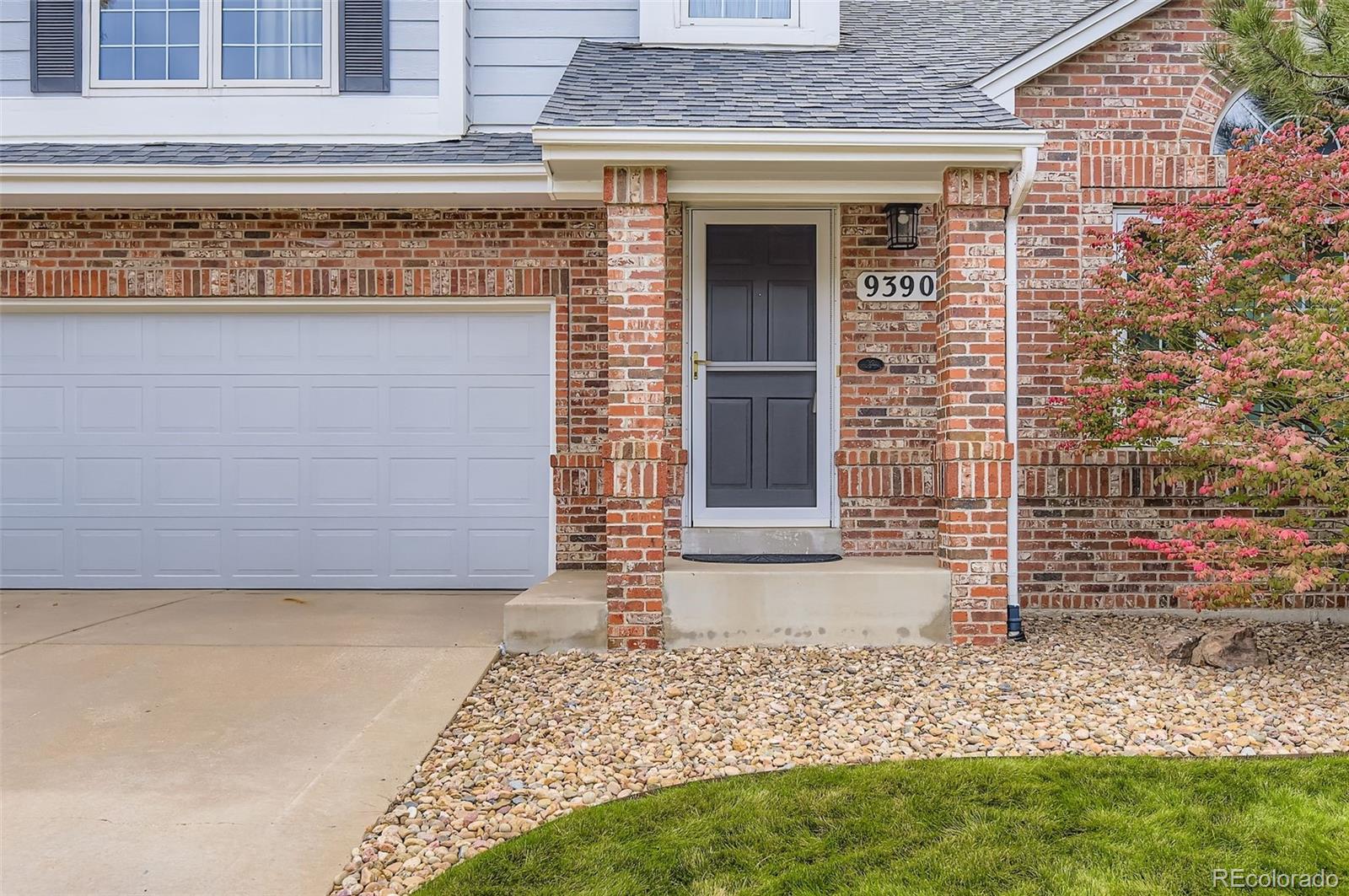 MLS Image #3 for 9390  yale lane,highlands ranch, Colorado