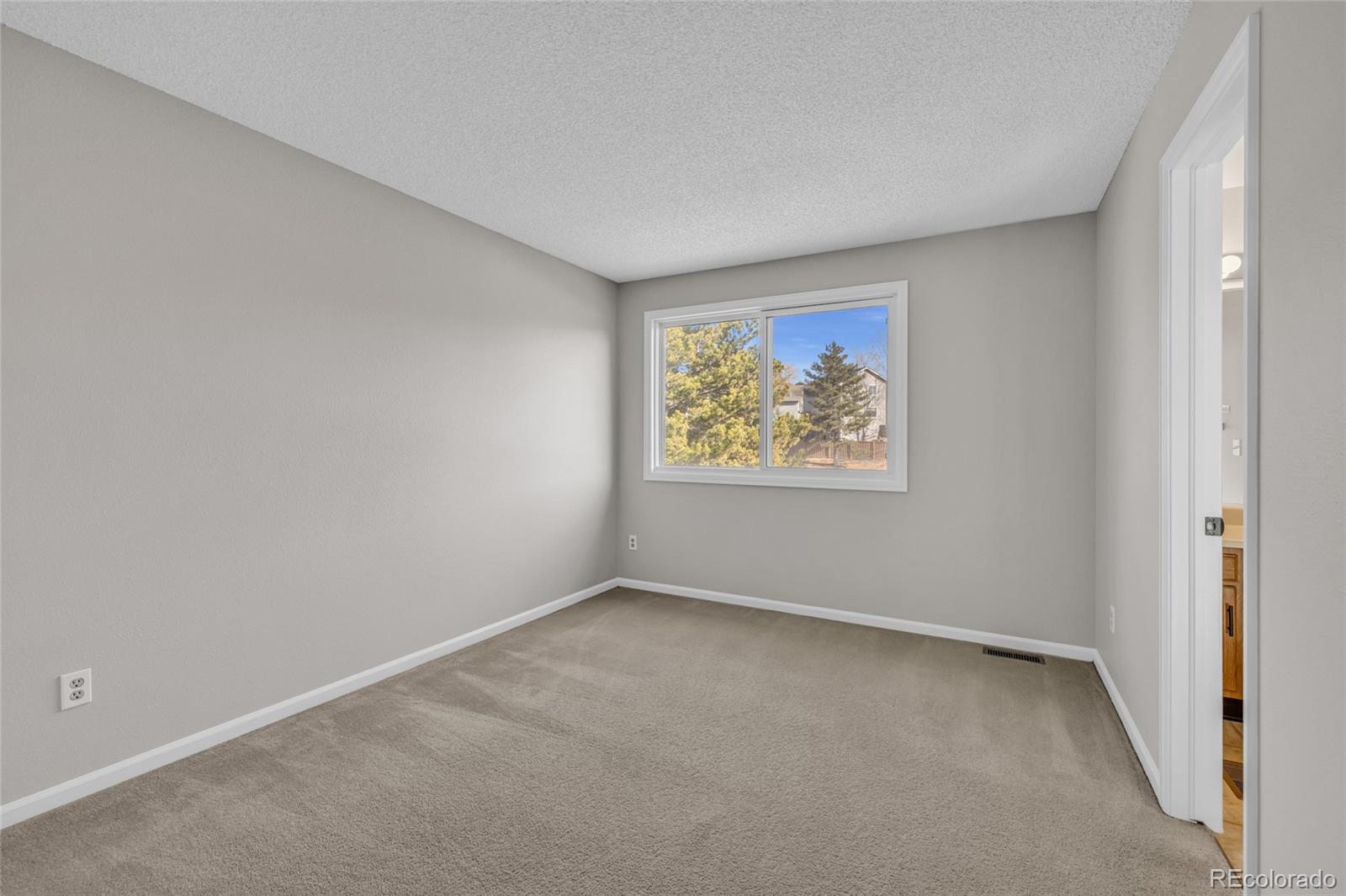 MLS Image #34 for 9390  yale lane,highlands ranch, Colorado