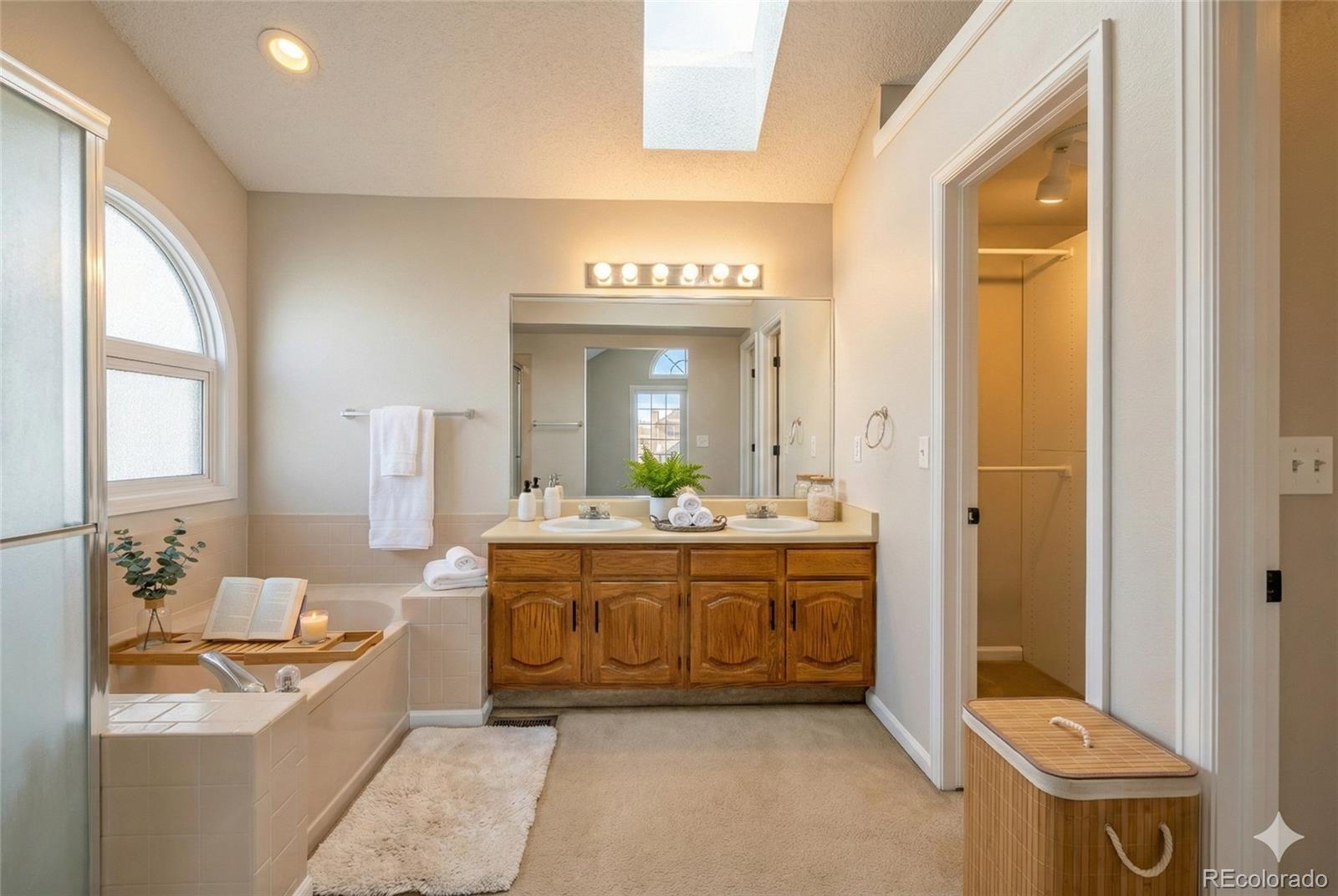 MLS Image #8 for 9390  yale lane,highlands ranch, Colorado