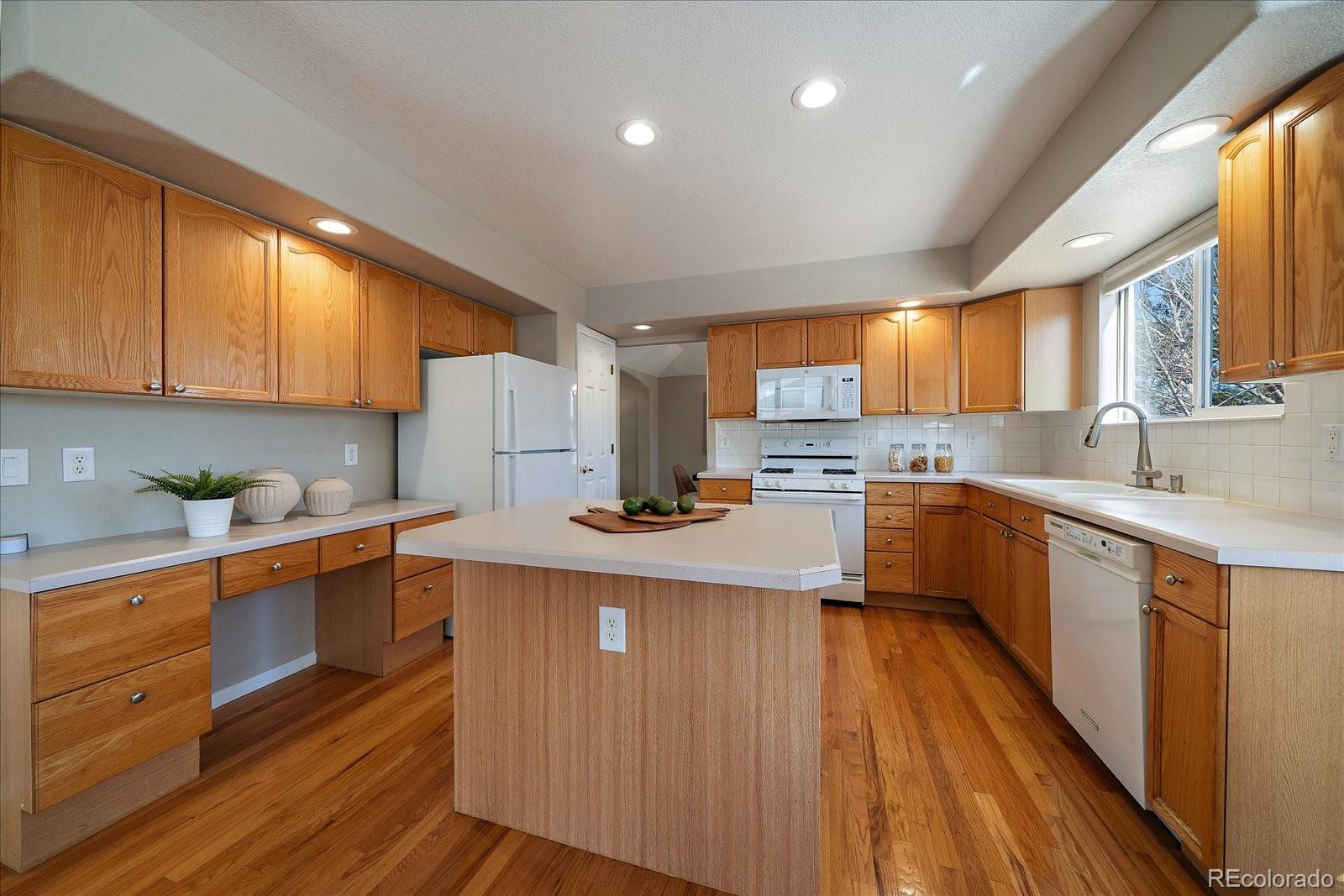 MLS Image #13 for 2382  bayberry lane,castle rock, Colorado