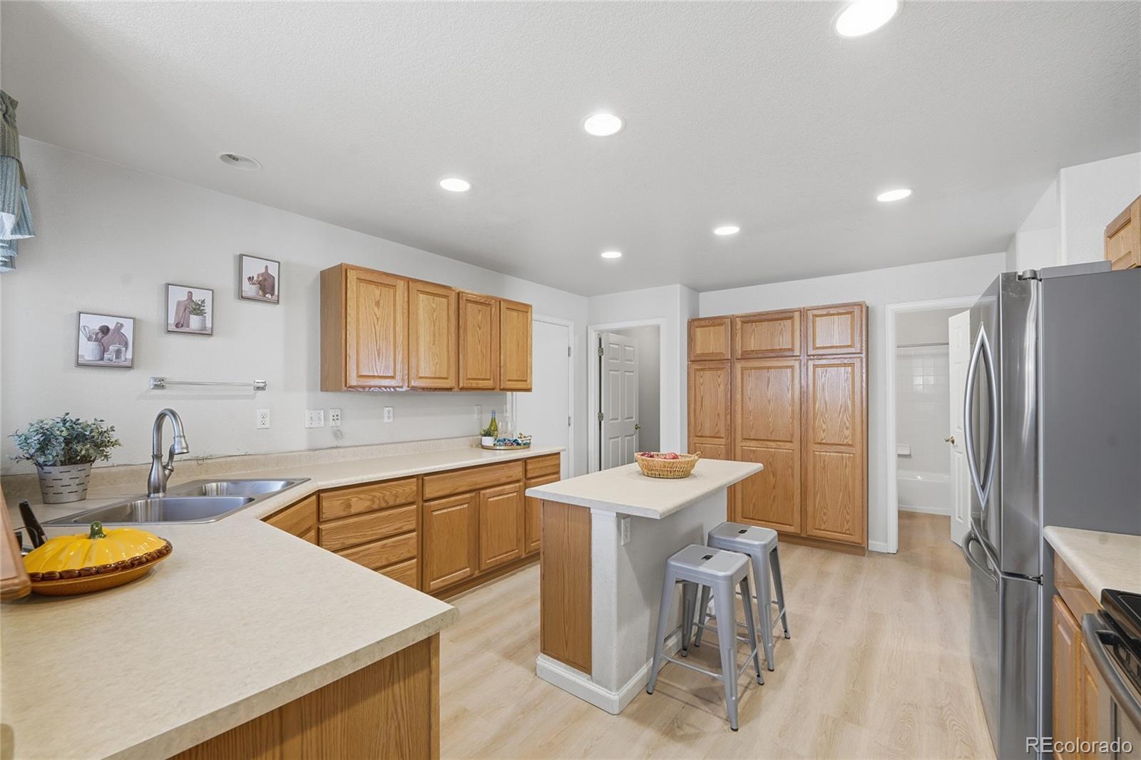 MLS Image #10 for 6304  deframe way,arvada, Colorado