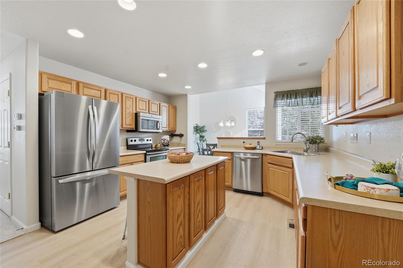 MLS Image #11 for 6304  deframe way,arvada, Colorado