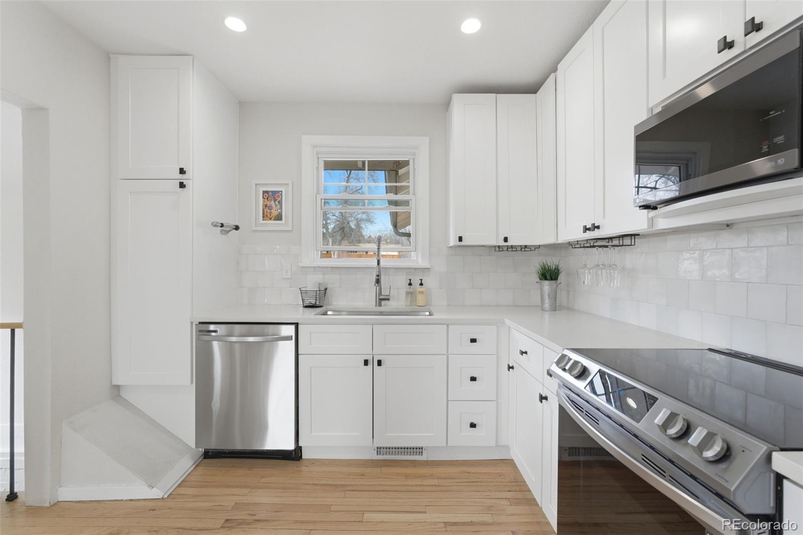 MLS Image #7 for 6983 w 68th avenue,arvada, Colorado