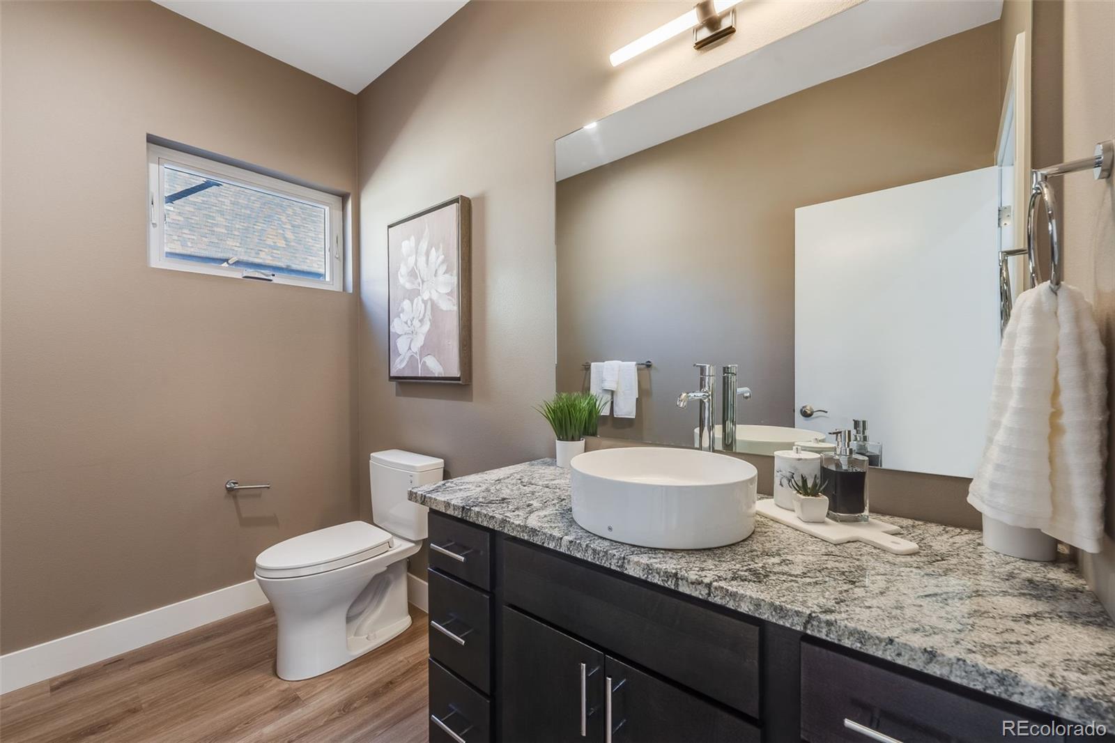 MLS Image #13 for 3880  sheridan boulevard,denver, Colorado