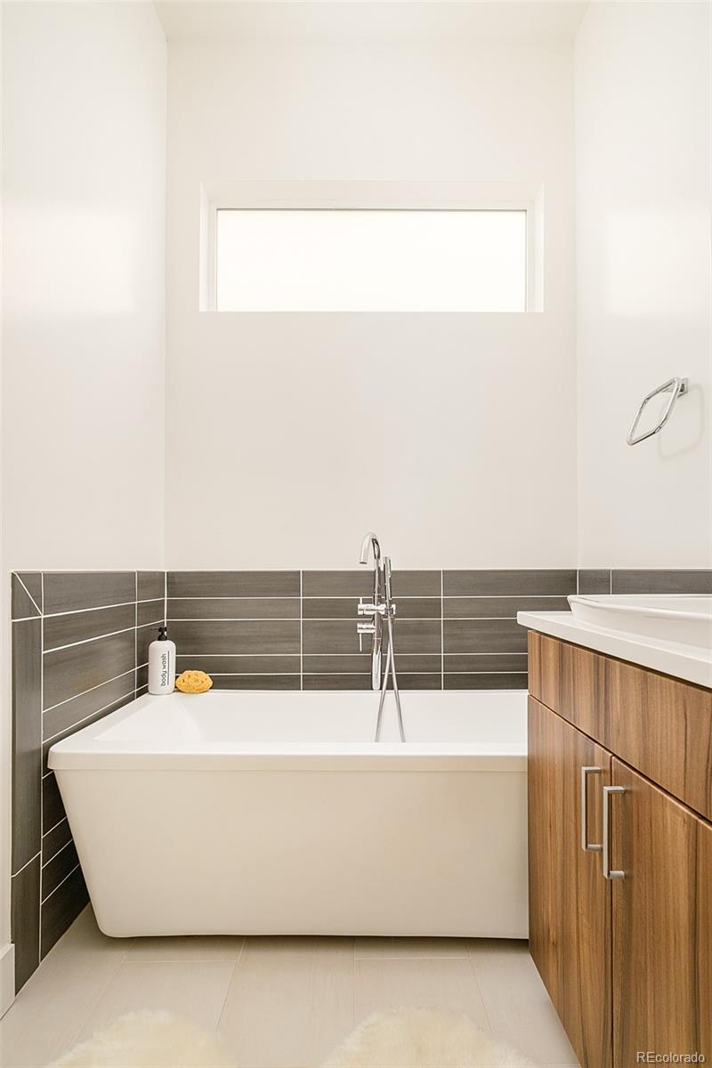MLS Image #16 for 3444  navajo street 104,denver, Colorado
