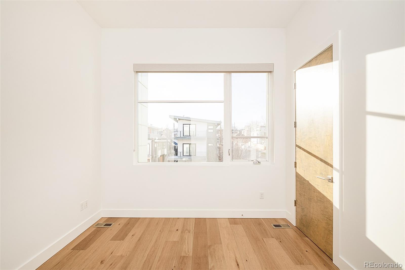 MLS Image #19 for 3444  navajo street 104,denver, Colorado