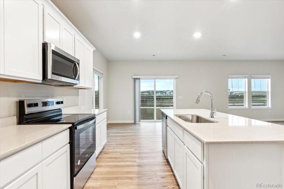 MLS Image #4 for 9413  danube street,commerce city, Colorado
