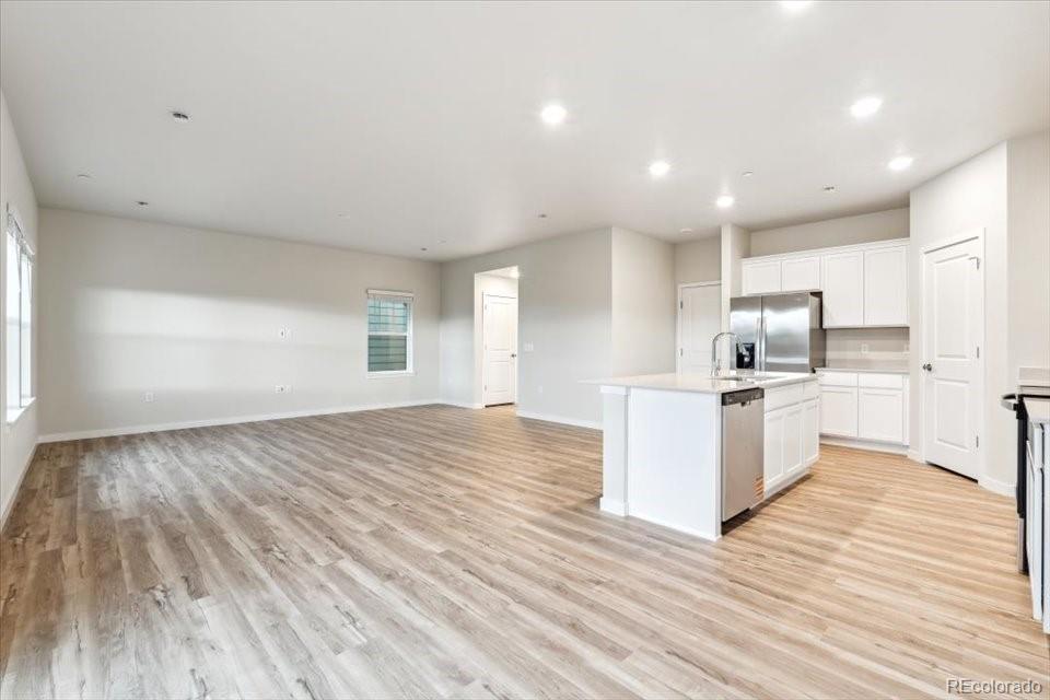 MLS Image #5 for 9413  danube street,commerce city, Colorado