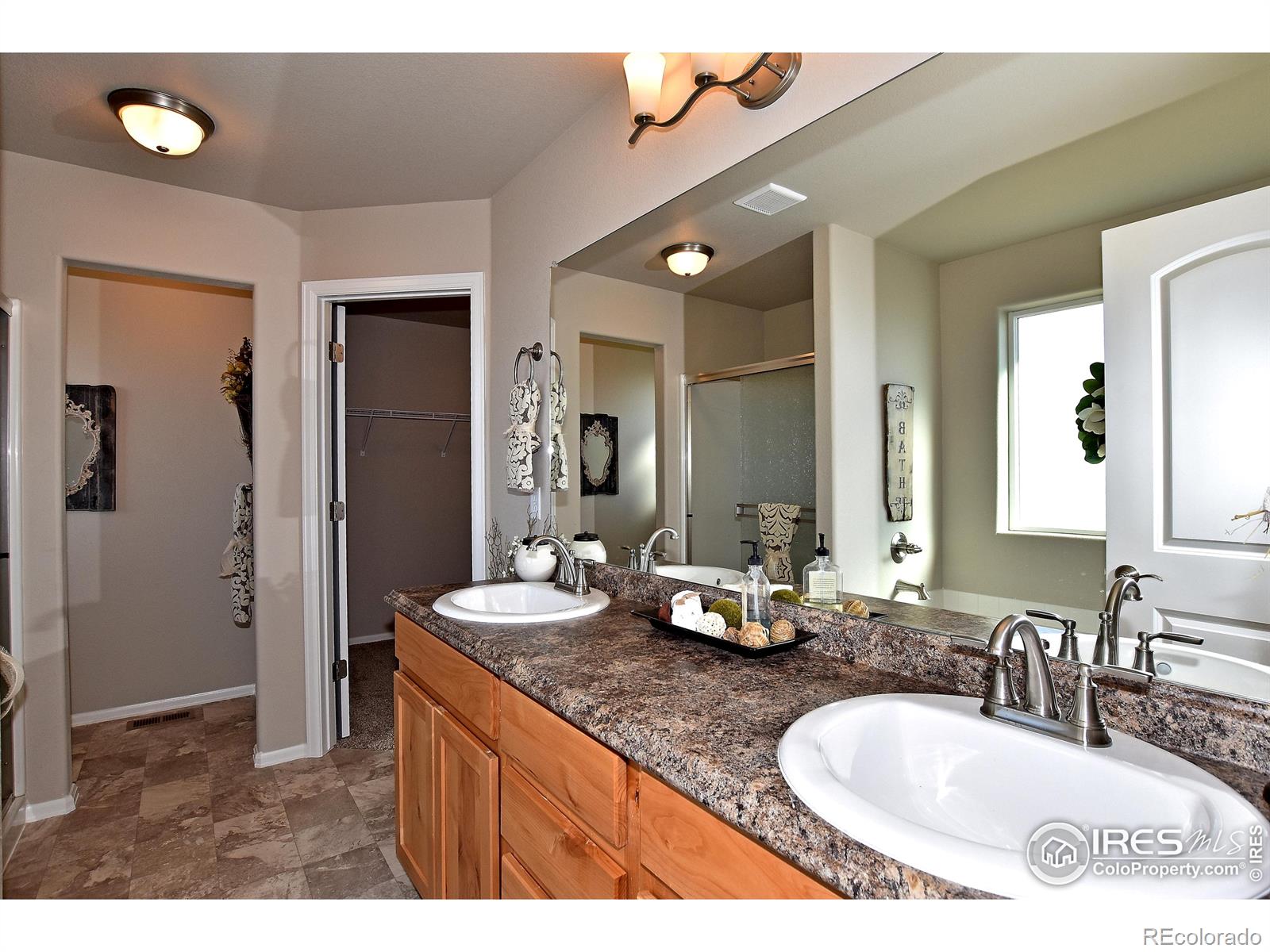 MLS Image #19 for 2456  amberlyn lane,johnstown, Colorado