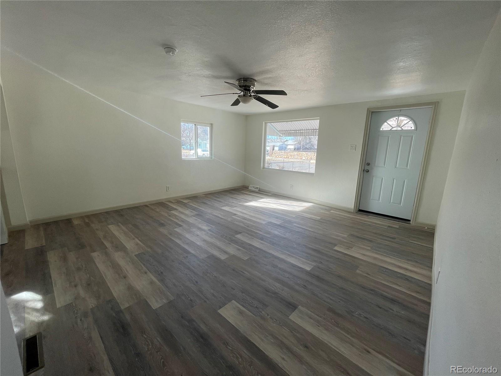 MLS Image #3 for 1440  beulah avenue,pueblo, Colorado